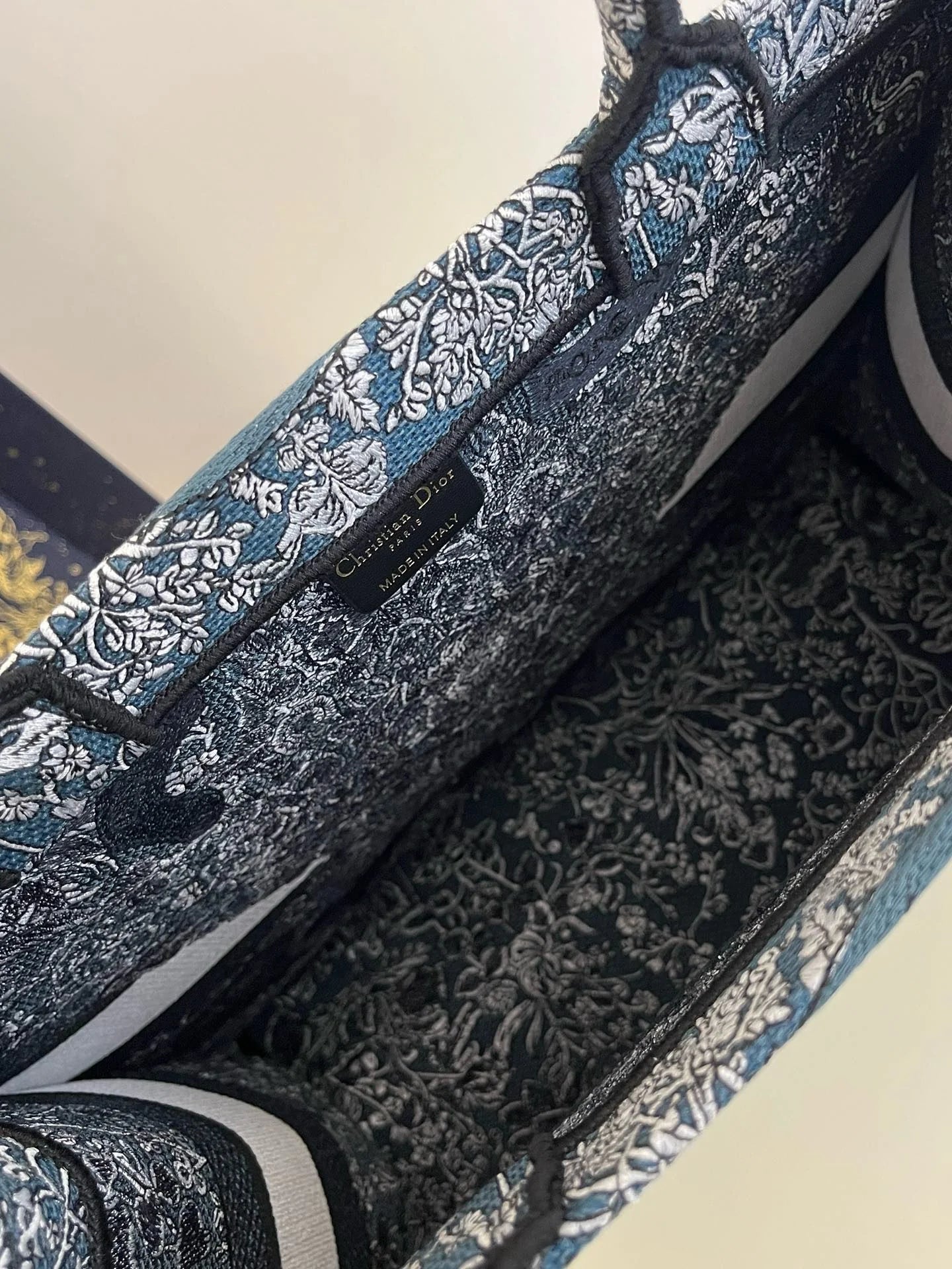 DIOR TOTE BAG