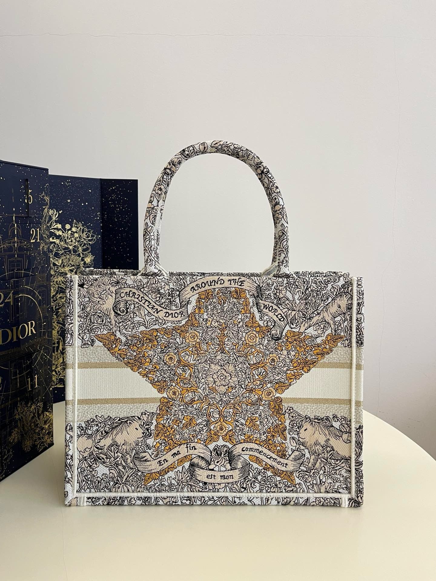 DIOR TOTE BAG