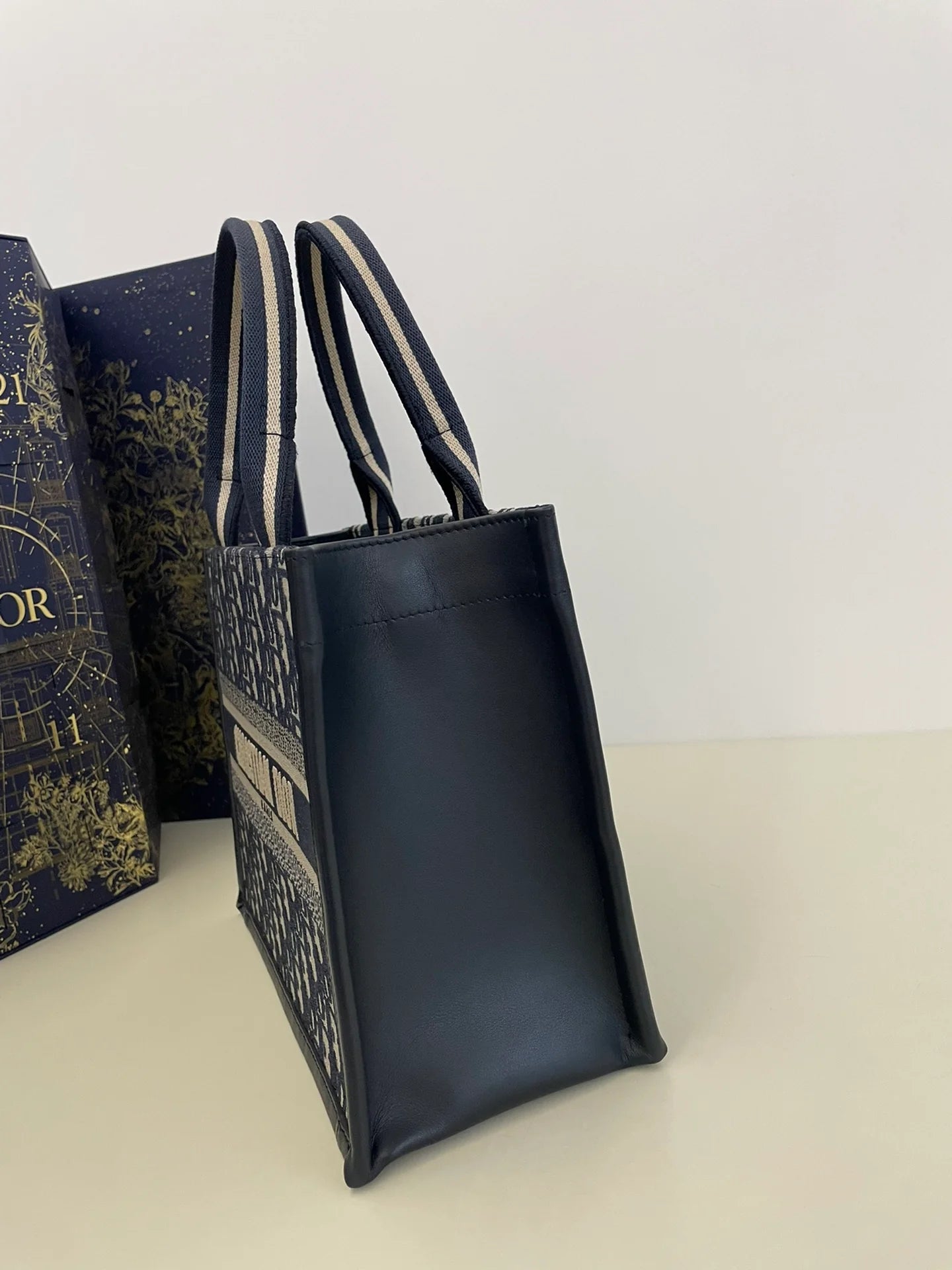 DIOR TOTE BAG