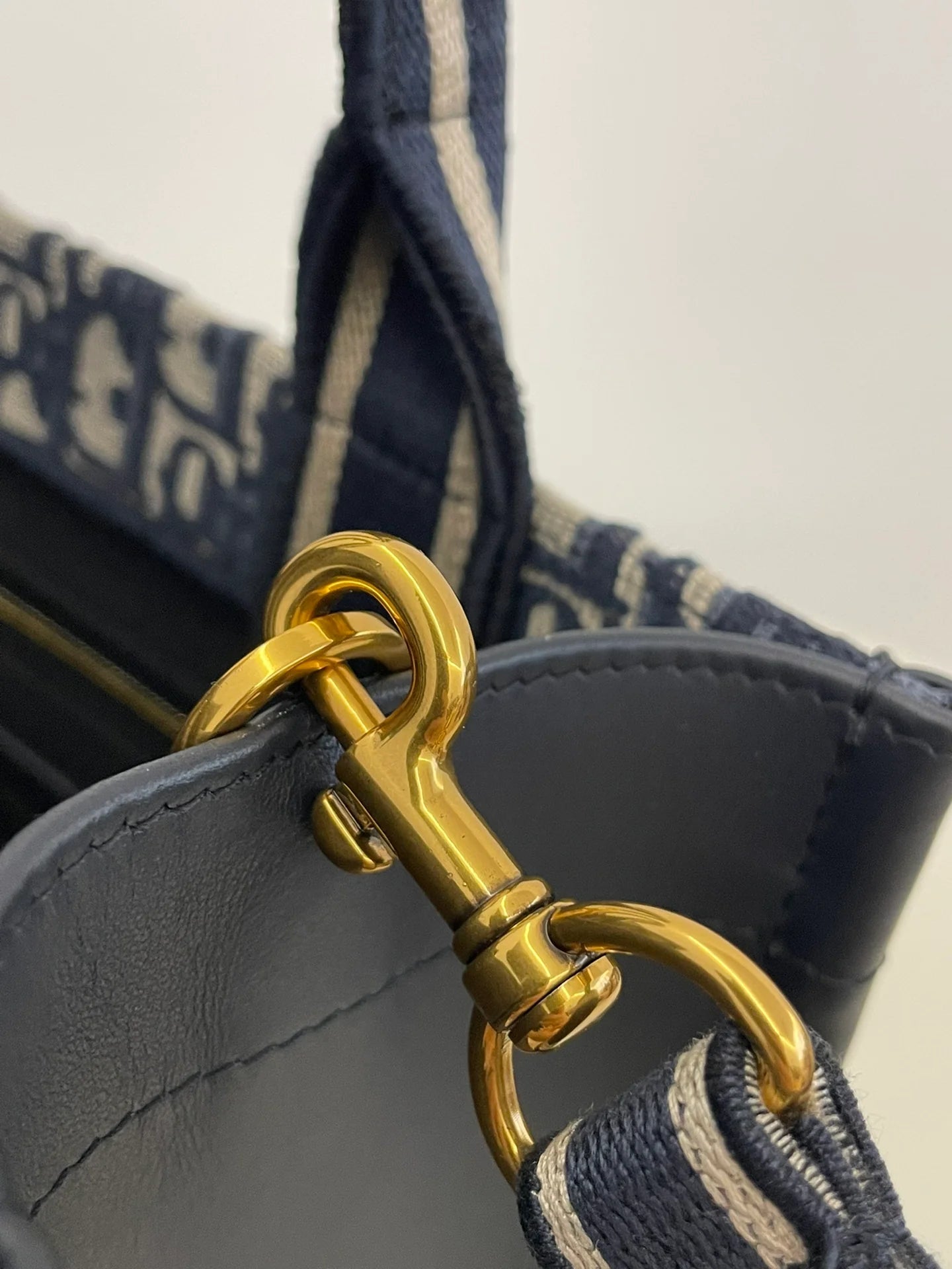 DIOR TOTE BAG