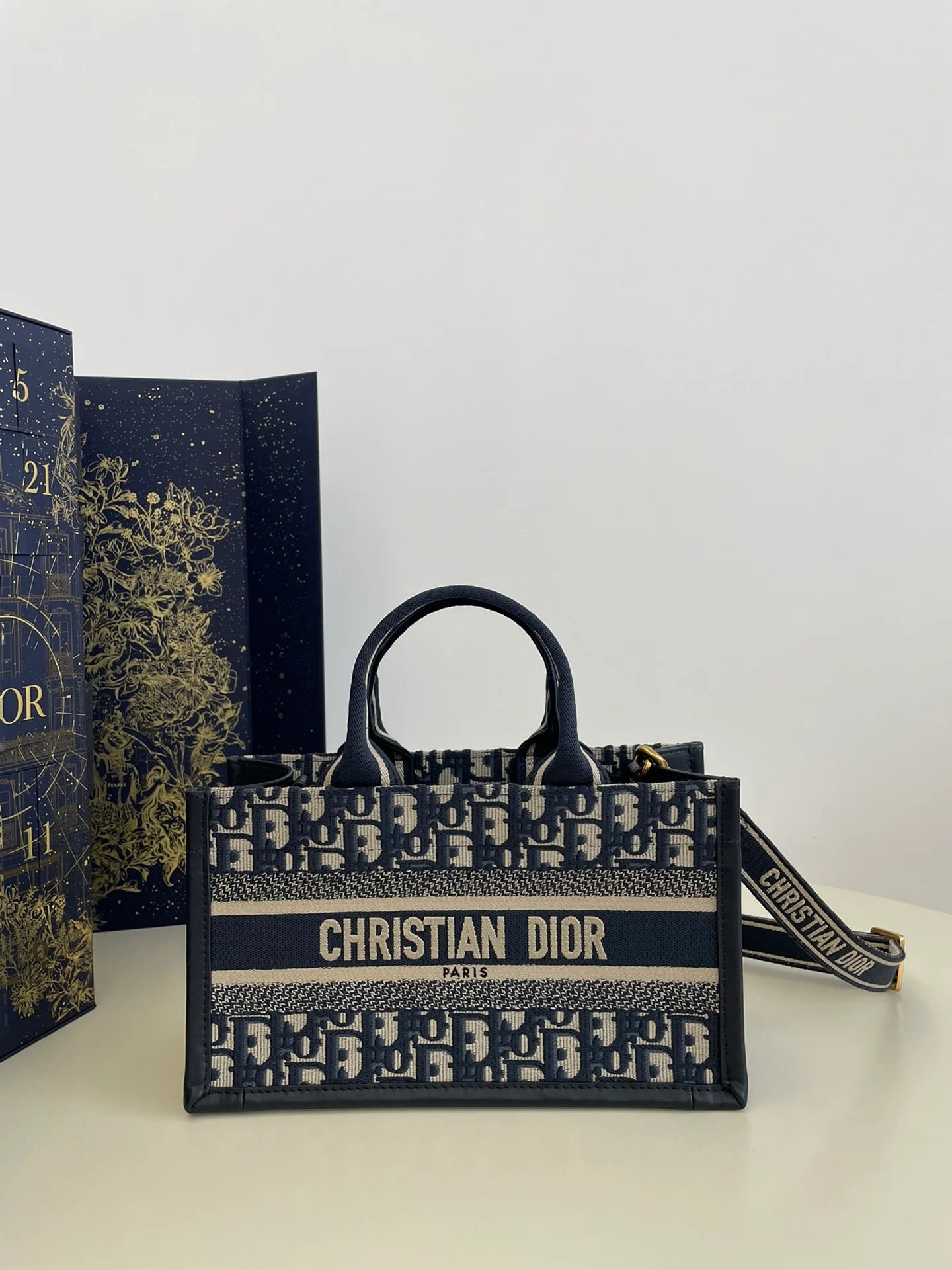 DIOR TOTE BAG