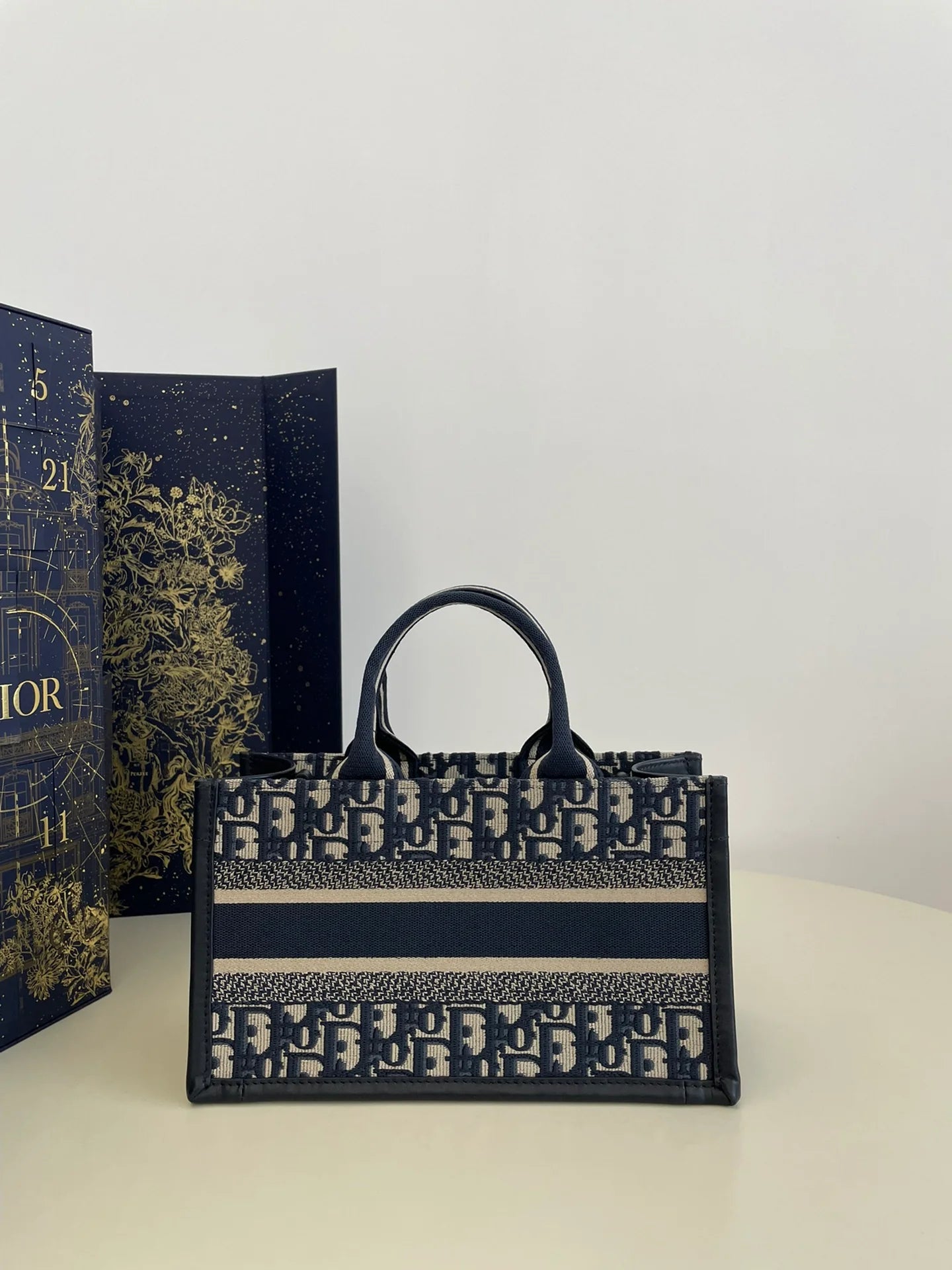 DIOR TOTE BAG