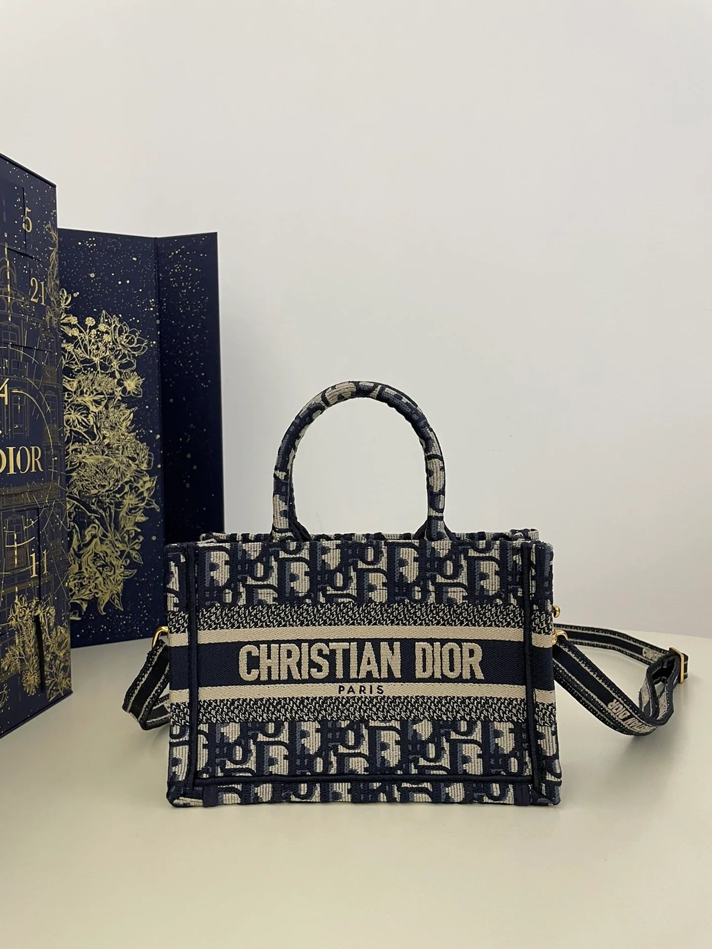 DIOR TOTE BAG