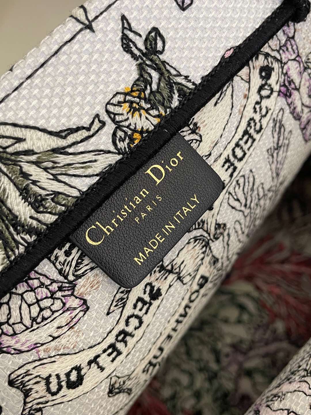 DIOR TOTE BAG