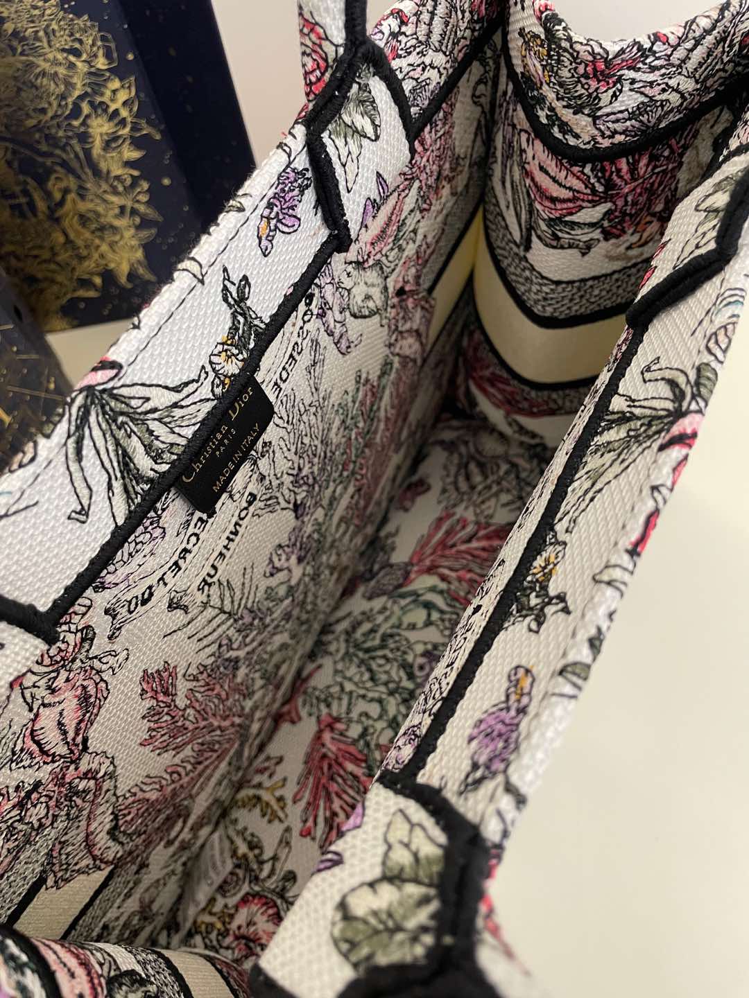 DIOR TOTE BAG