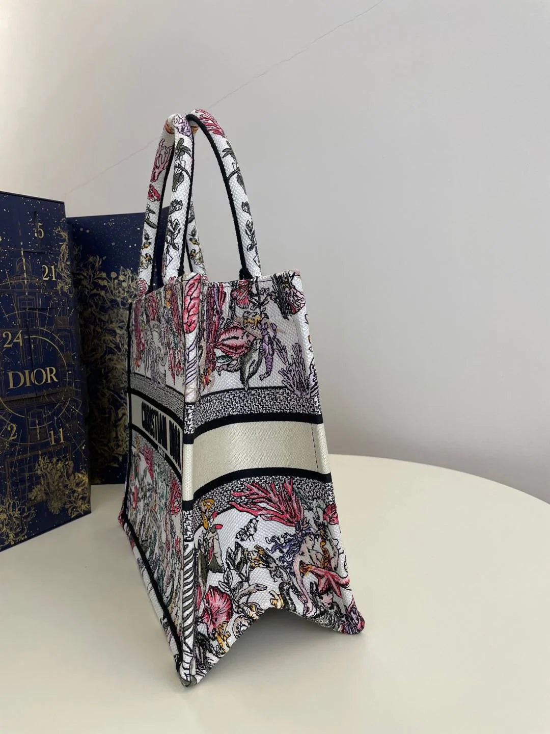 DIOR TOTE BAG
