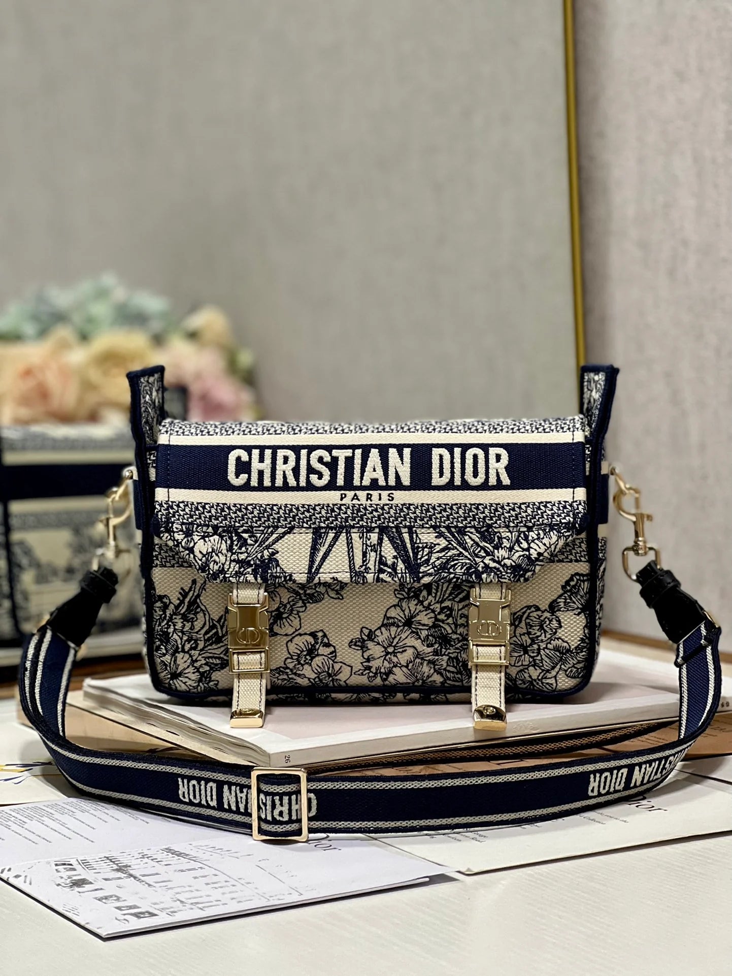DIORCAMP BAG