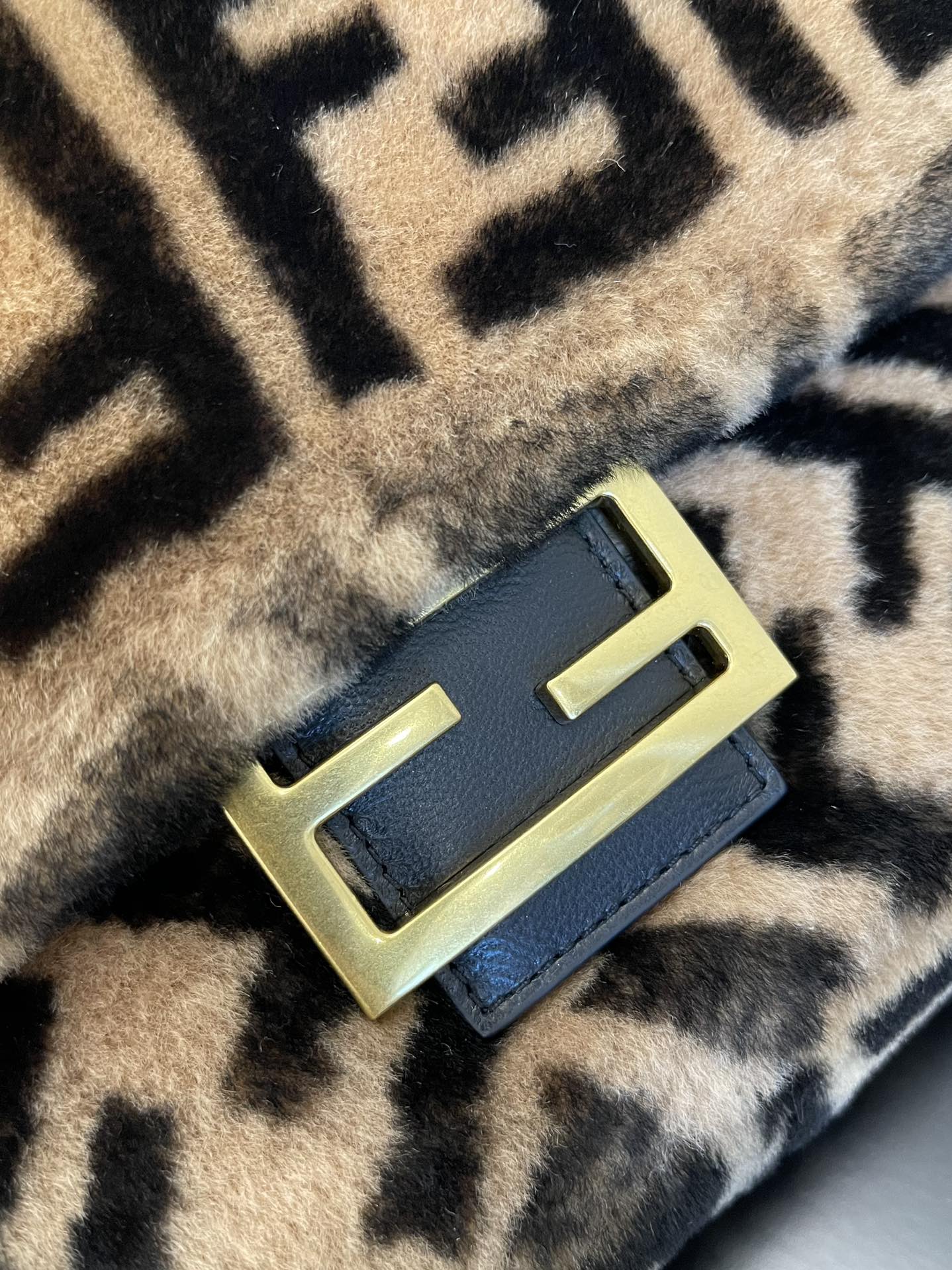 FENDI BAG