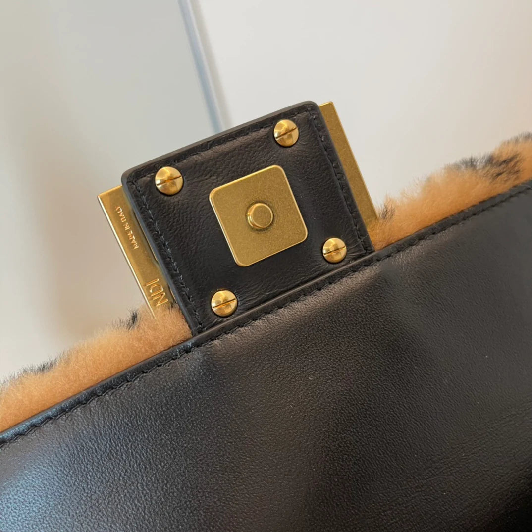 FENDI BAG