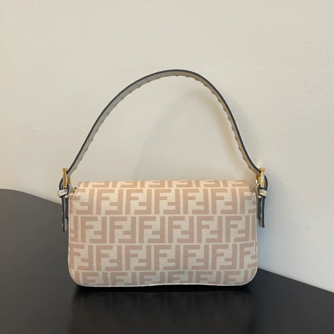 FENDI BAG