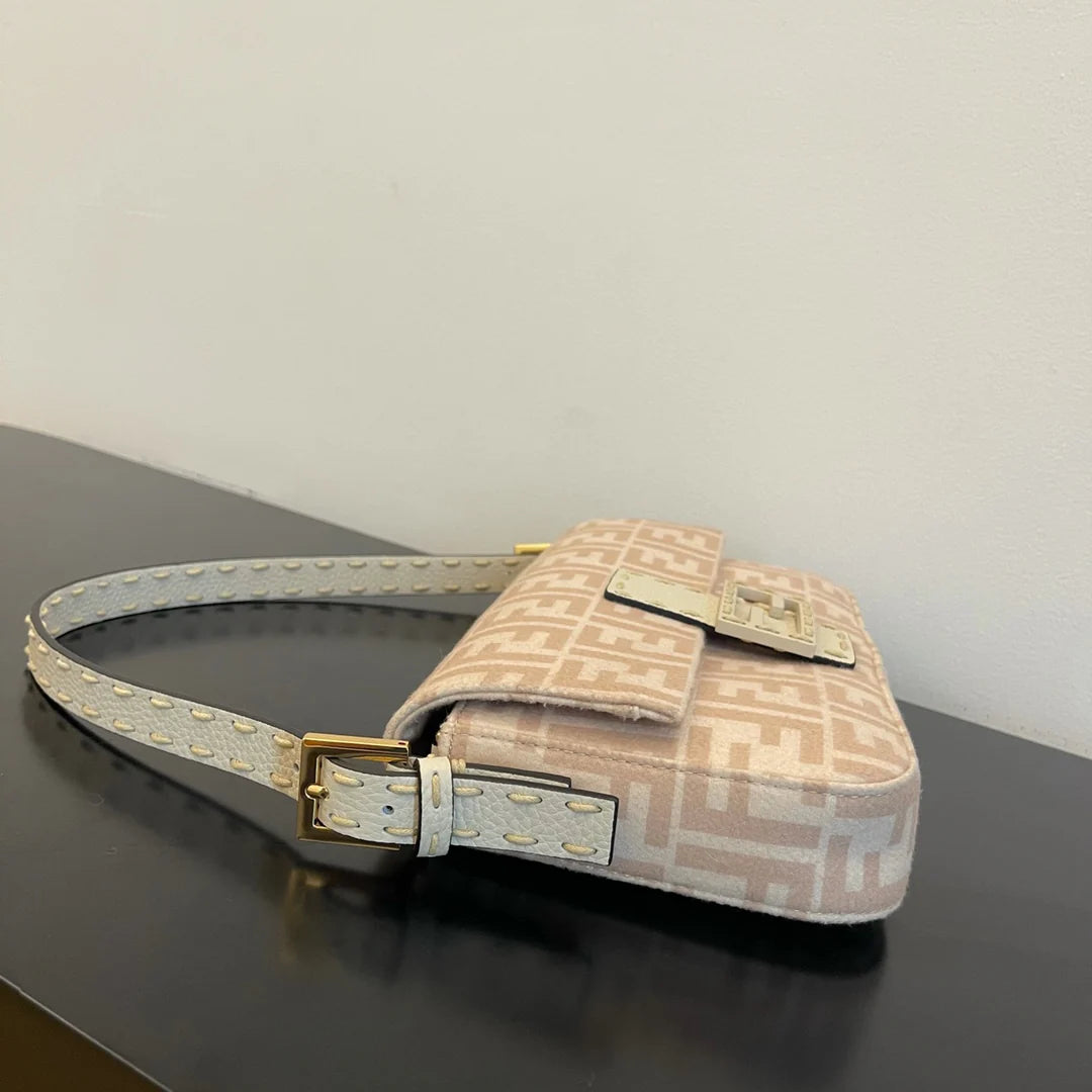 FENDI BAG