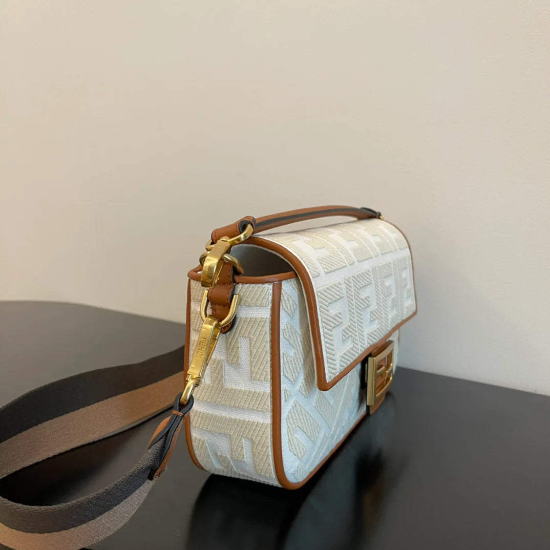 FENDI BAG