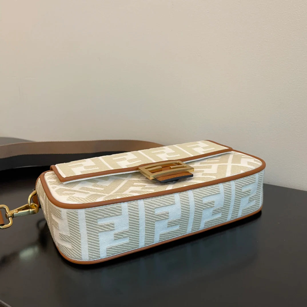 FENDI BAG