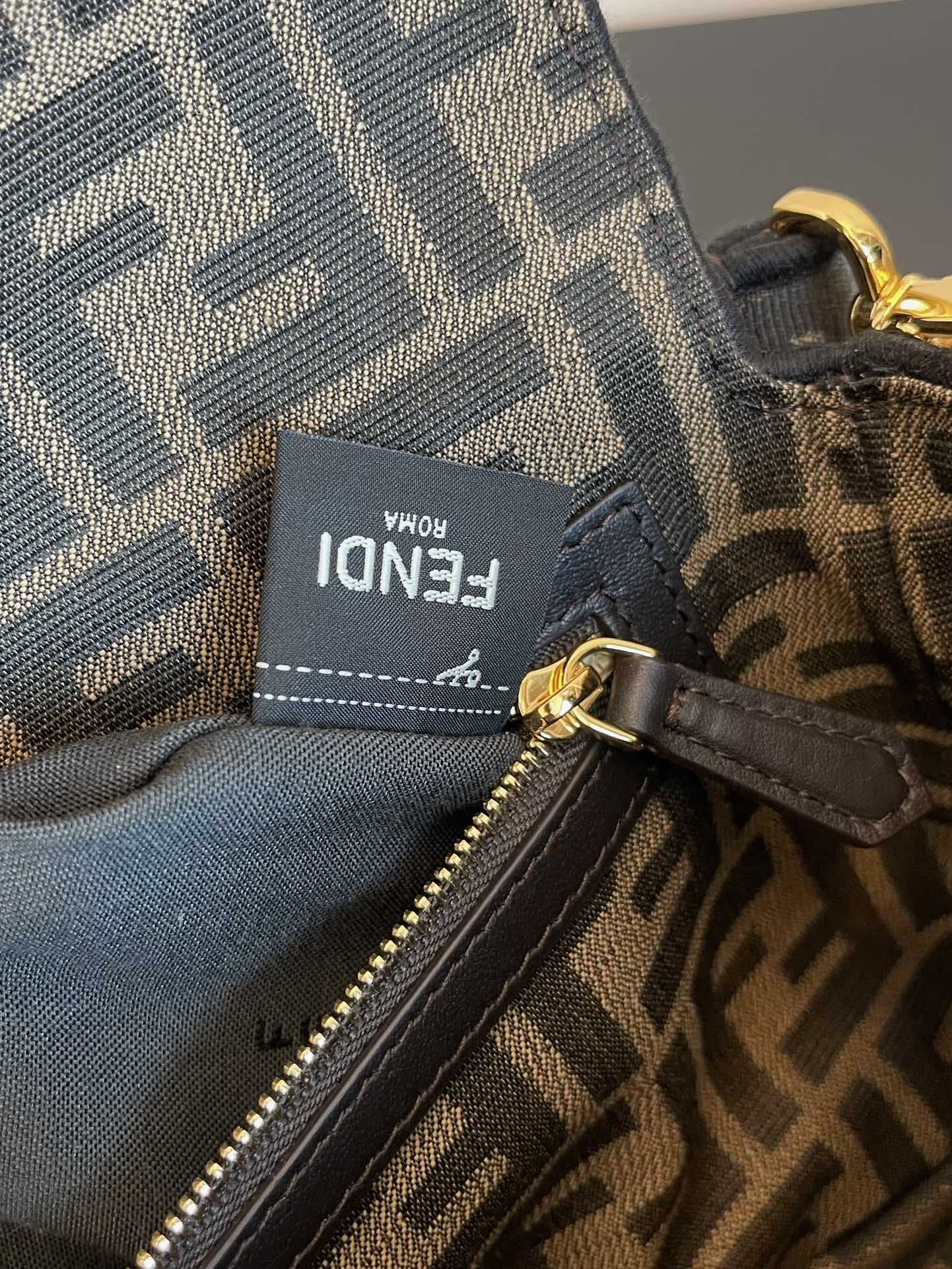 FENDI BAG