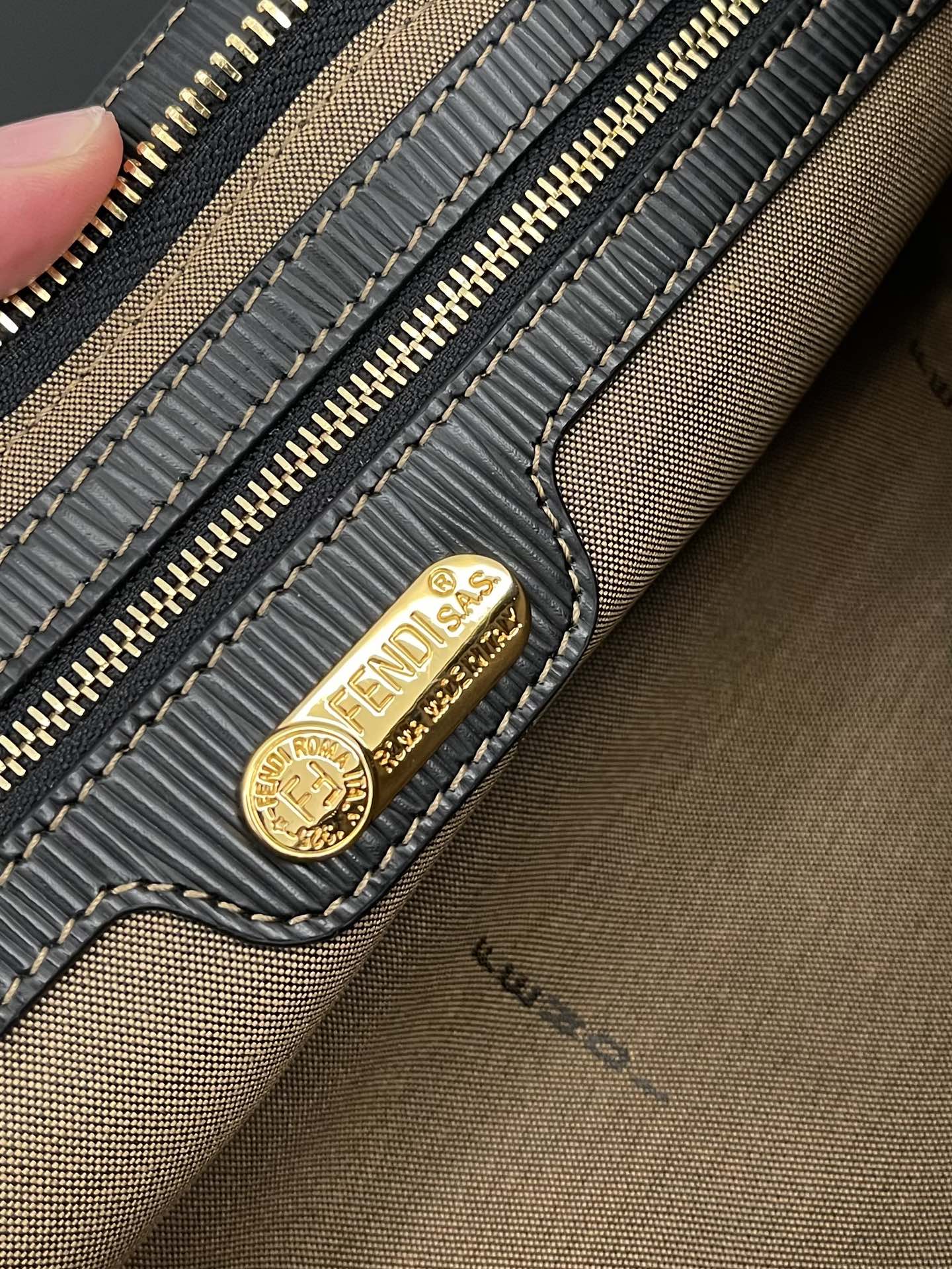 FENDI BAG
