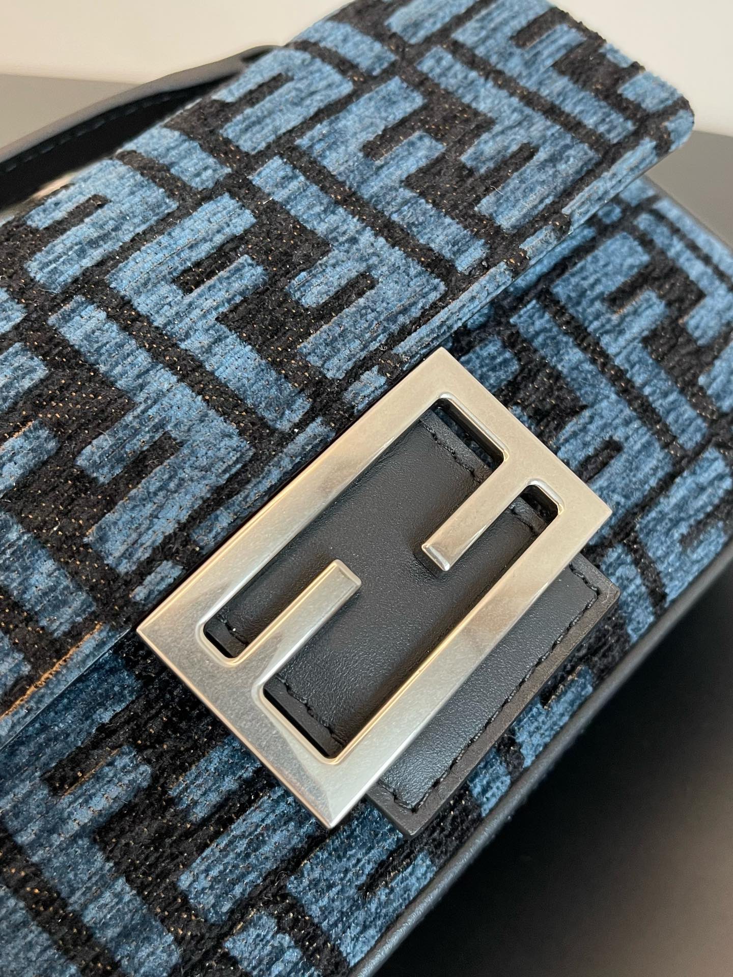 FENDI BAG