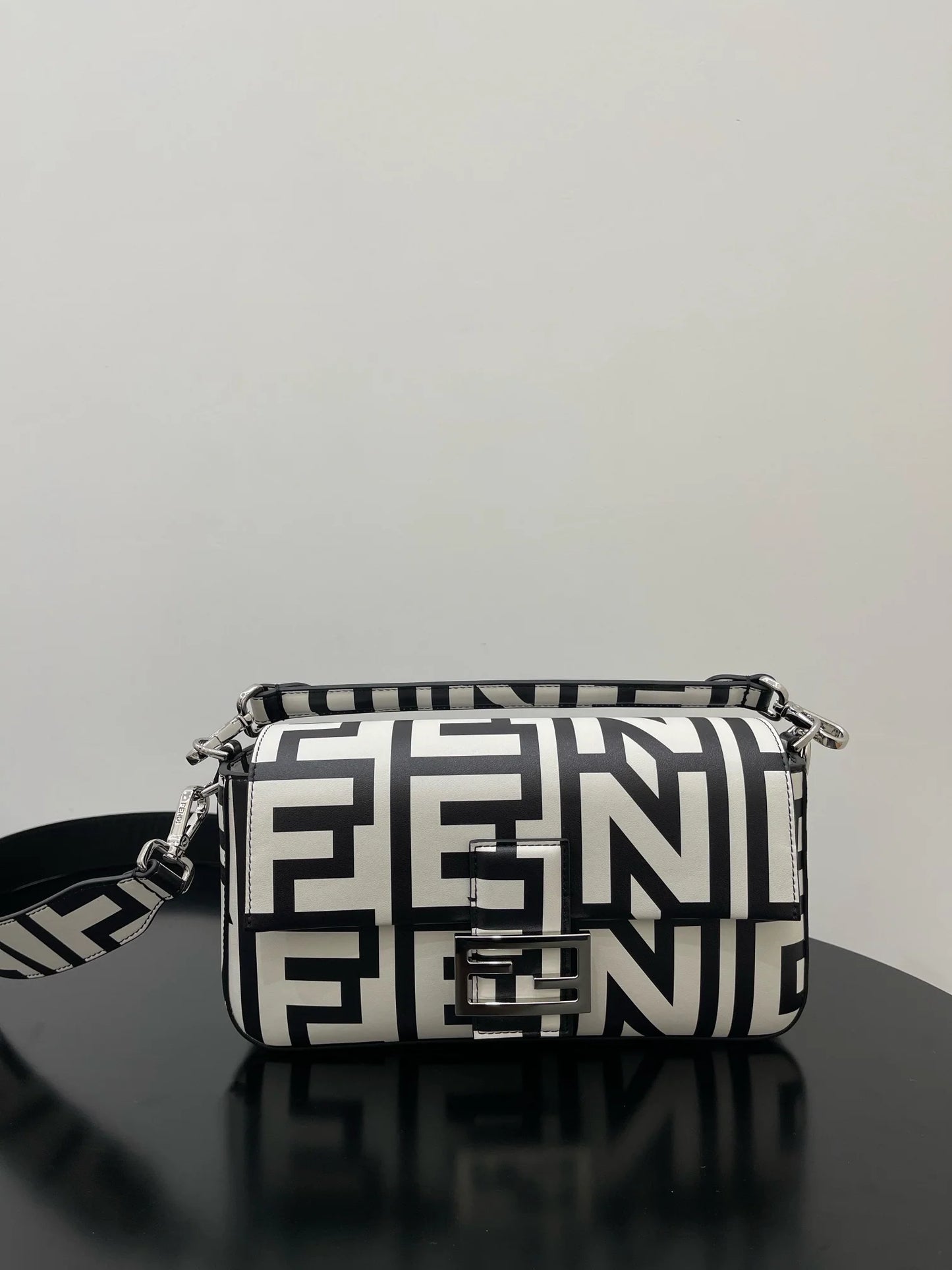 FENDI BAG
