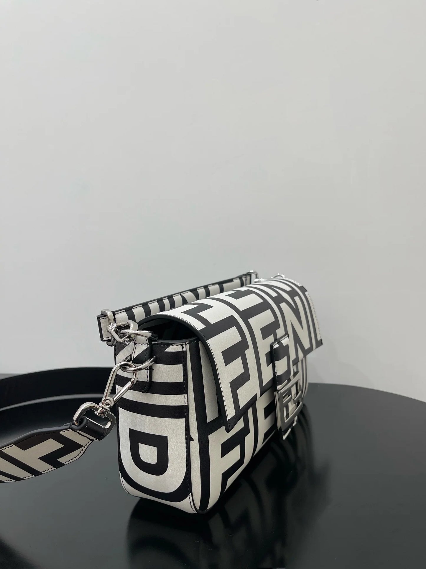 FENDI BAG