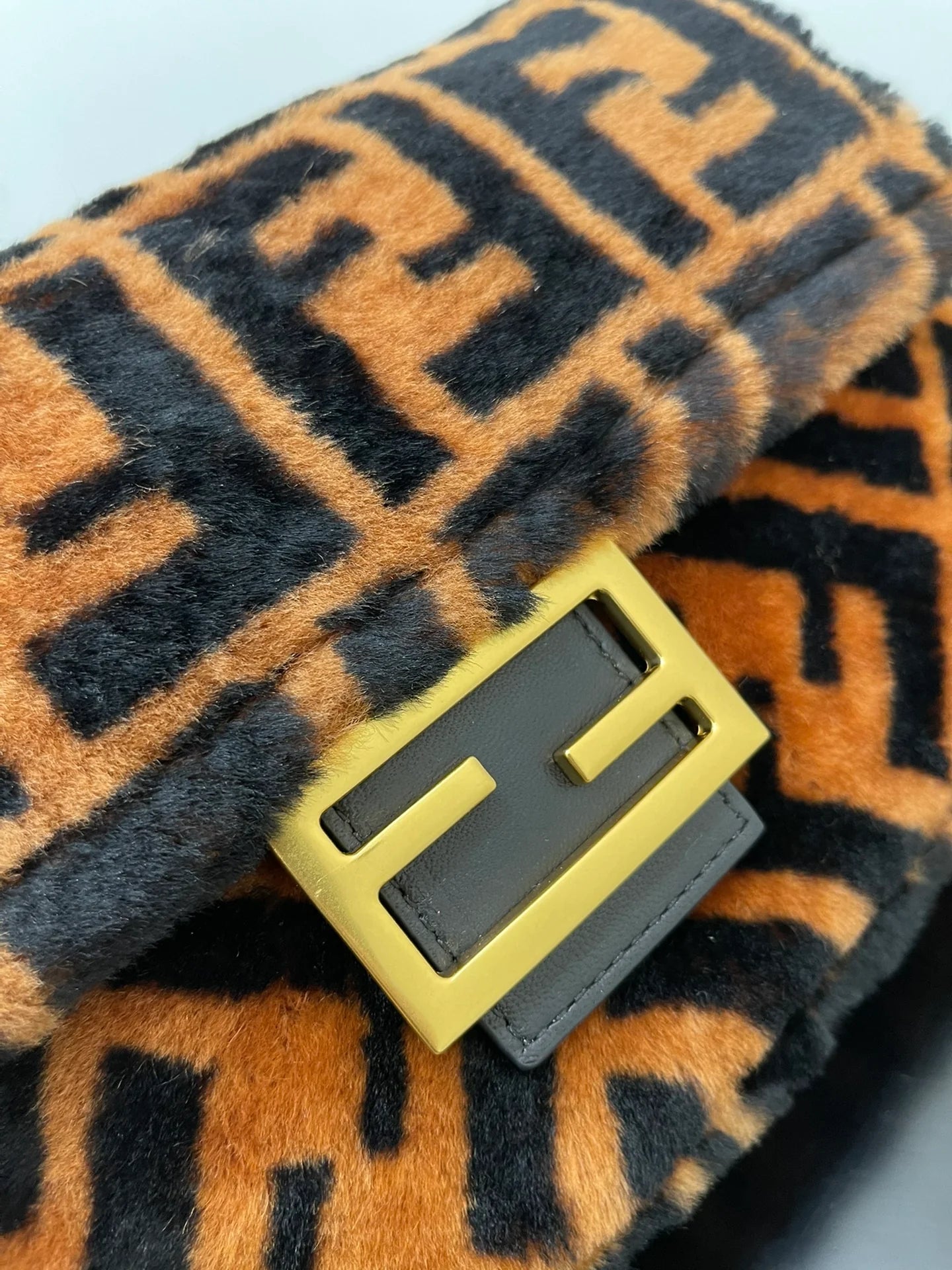 FENDI BAG