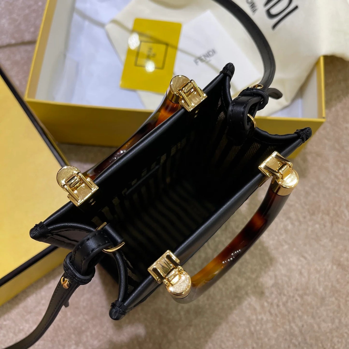 FENDI BAG