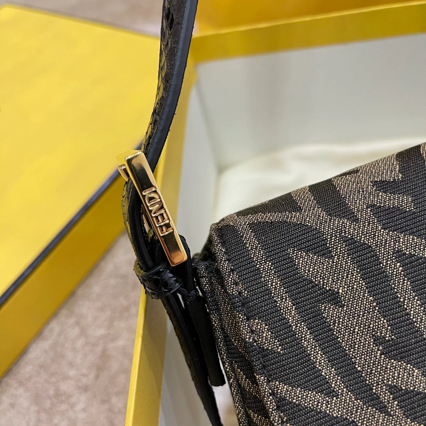 FENDI BAG