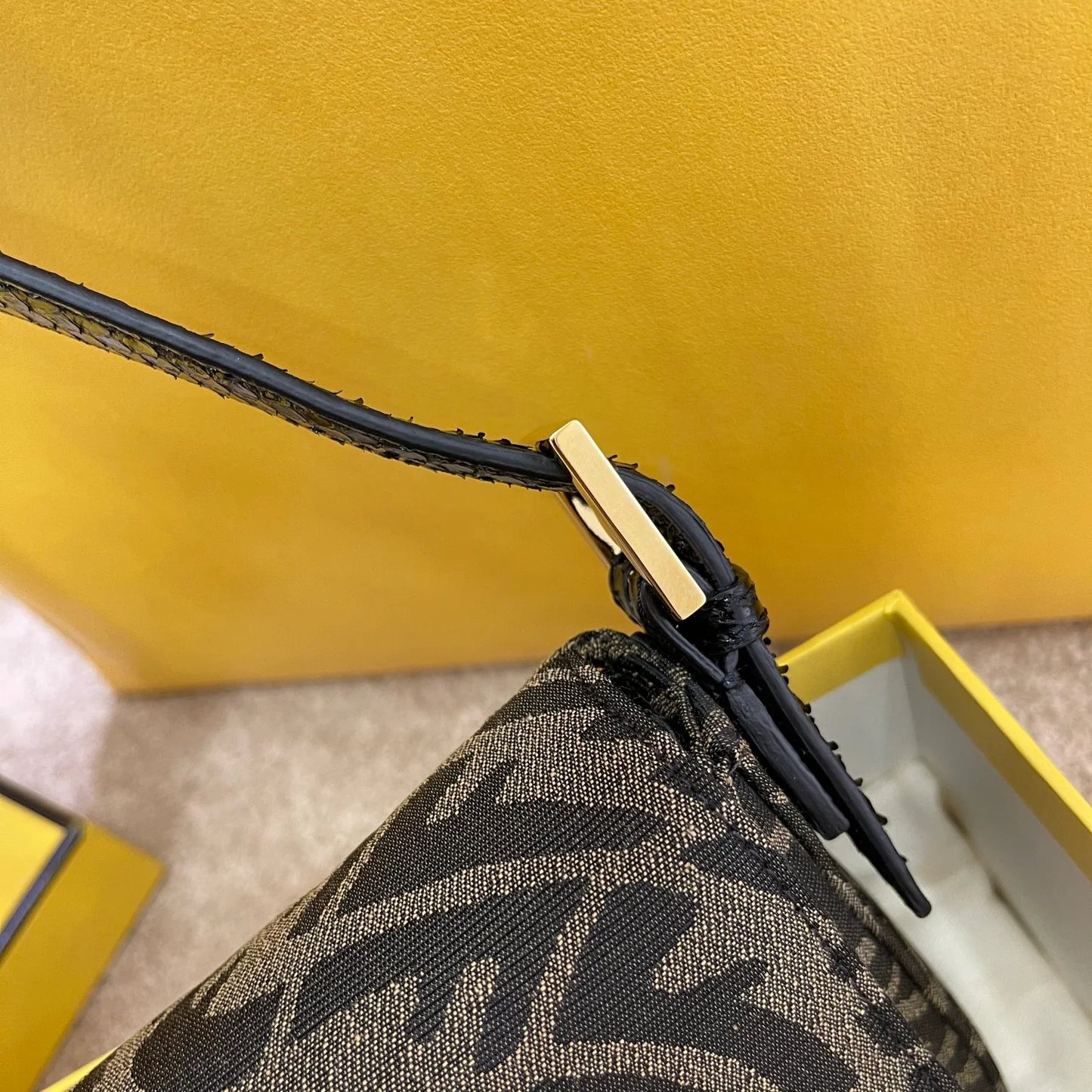 FENDI BAG