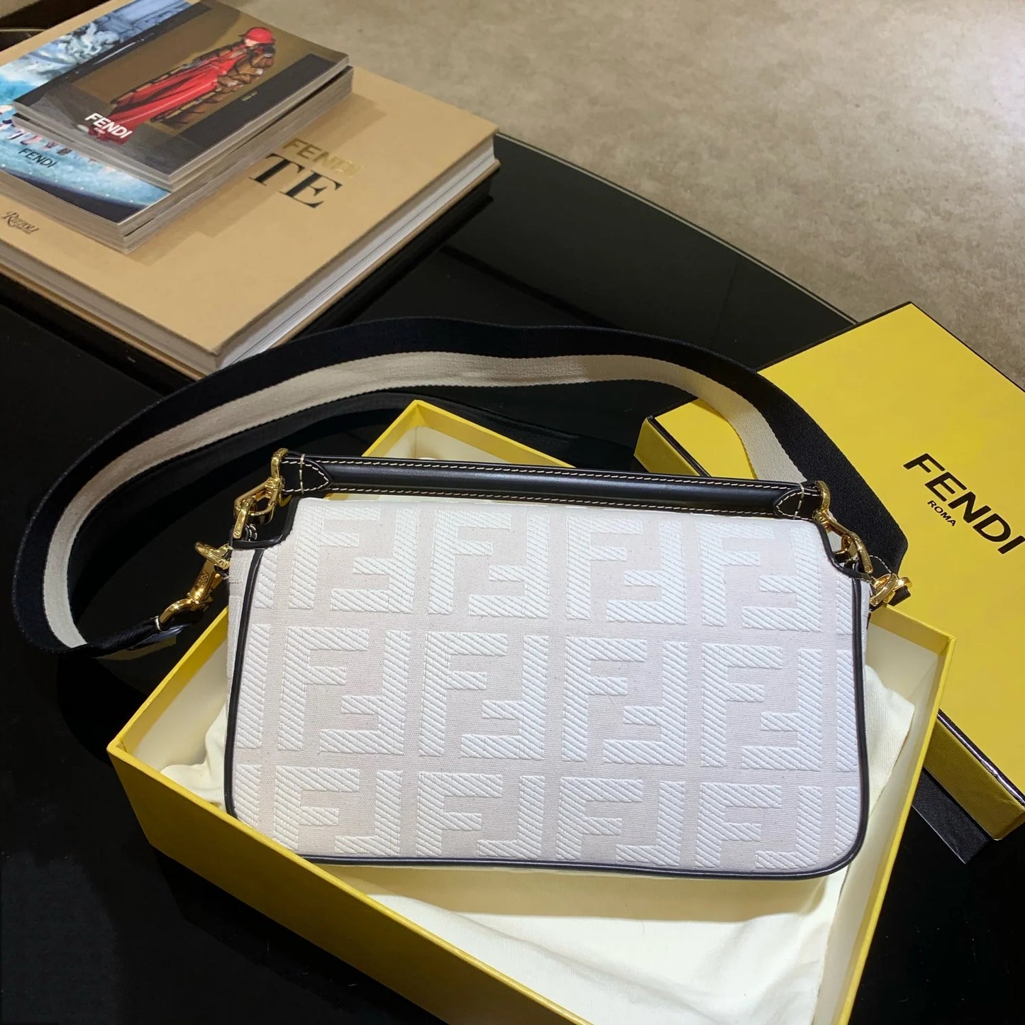 FENDI BAG