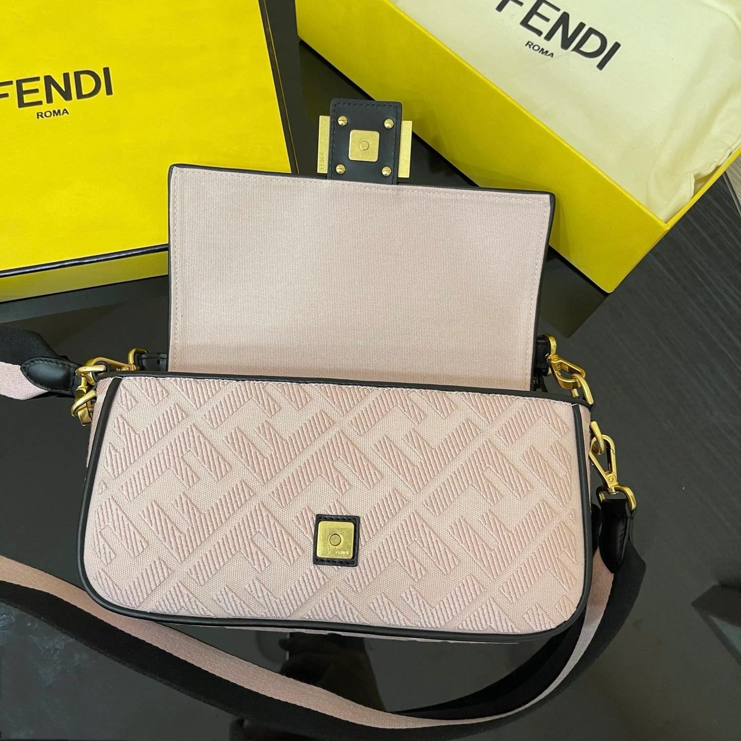 FENDI BAG