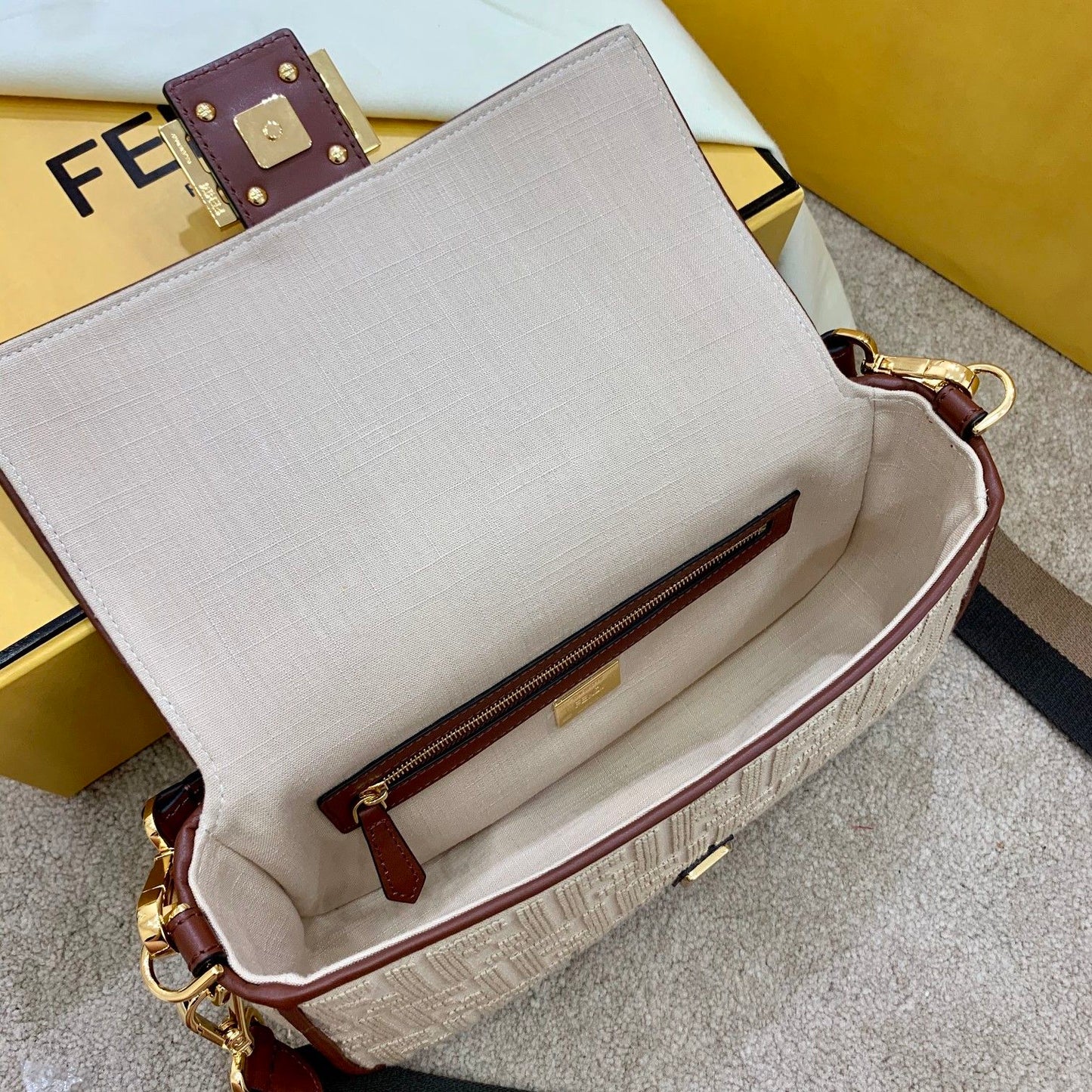FENDI BAG