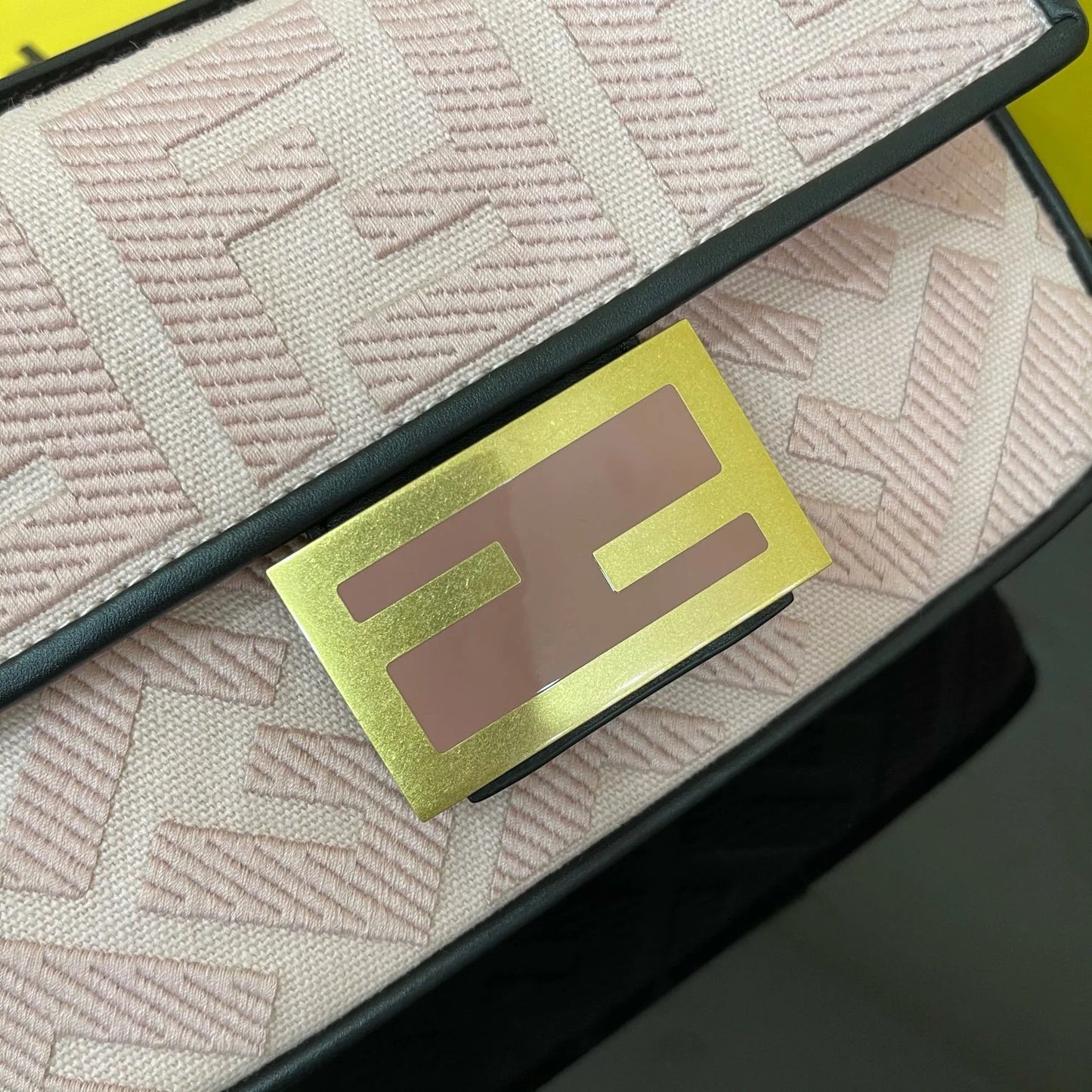 FENDI BAG