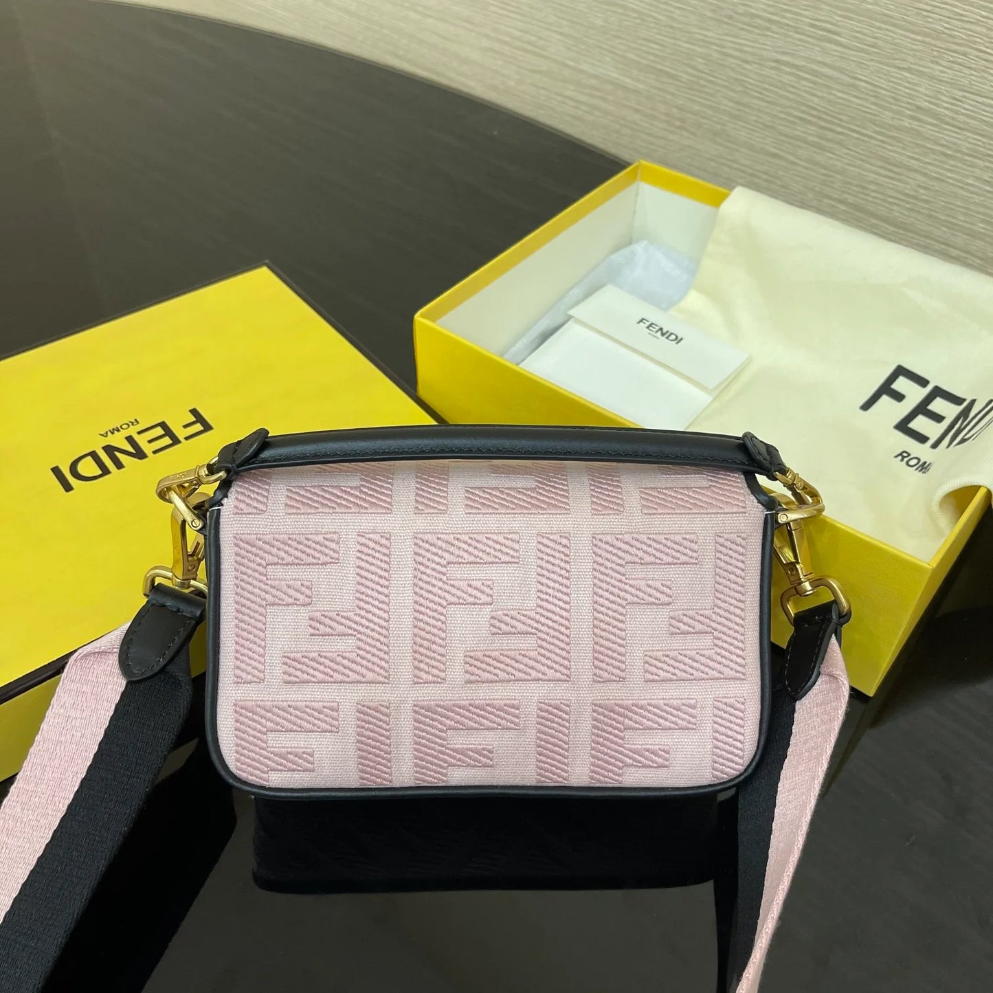 FENDI BAG