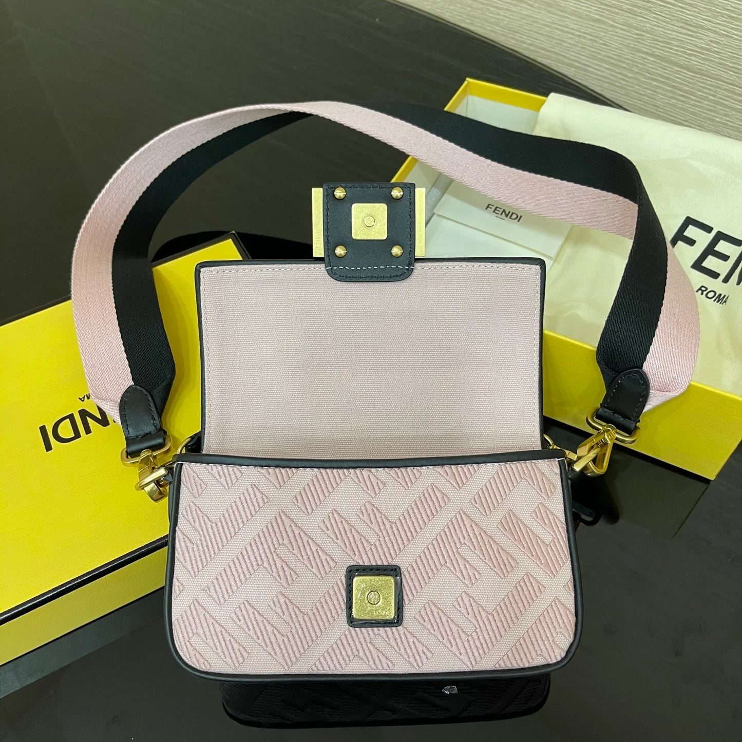 FENDI BAG