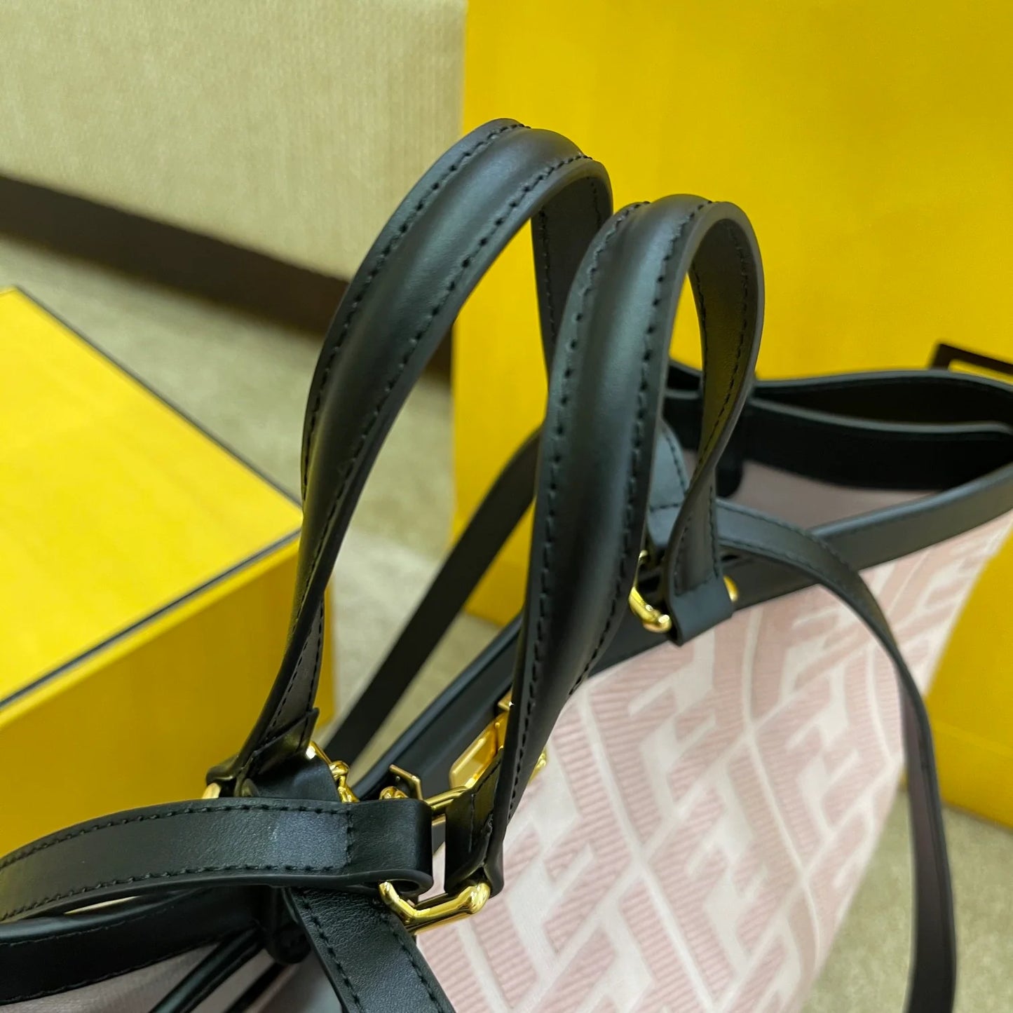 FENDI BAG