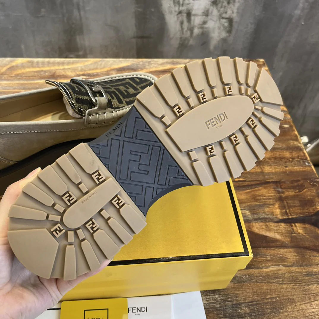 FENDI LOAFER