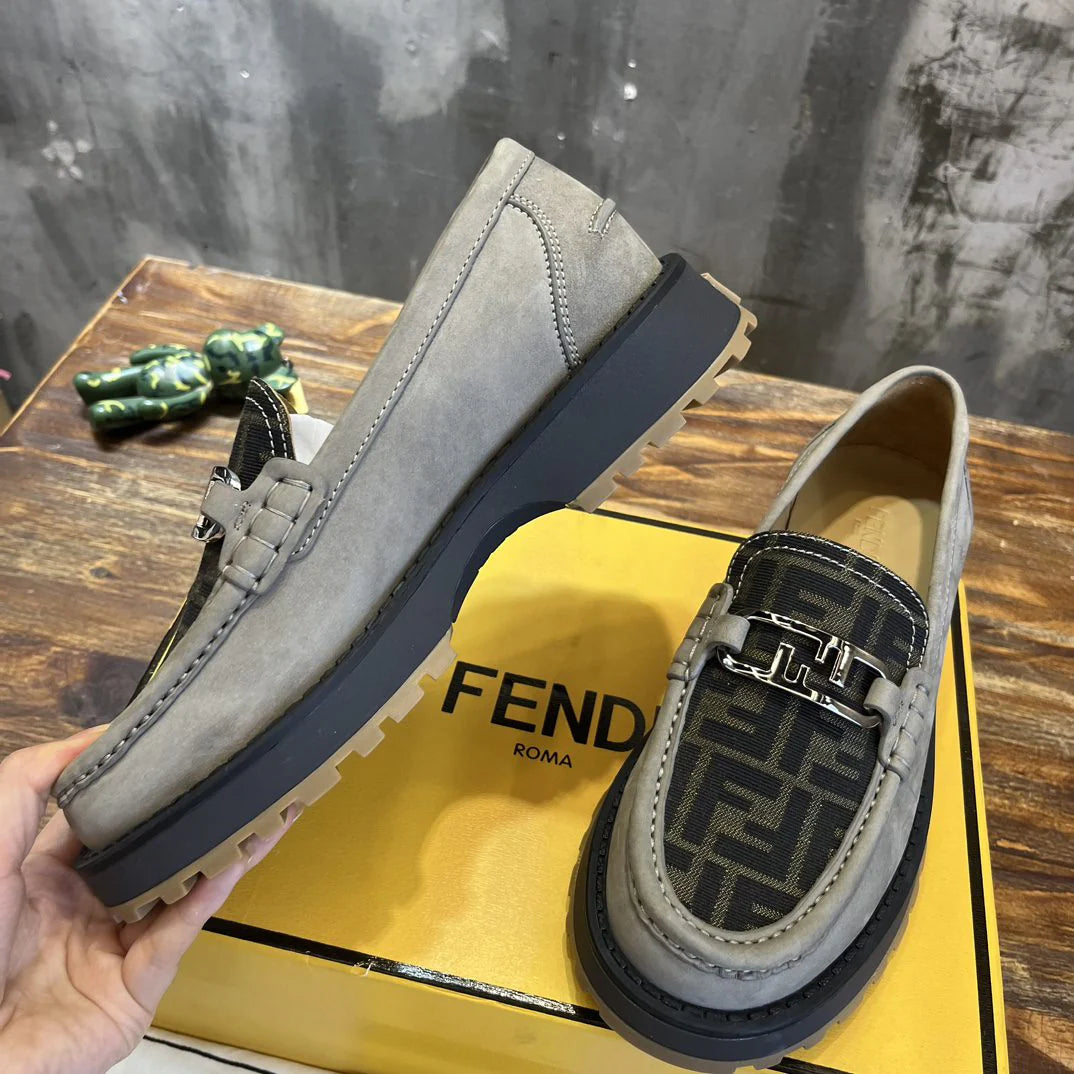 FENDI LOAFER