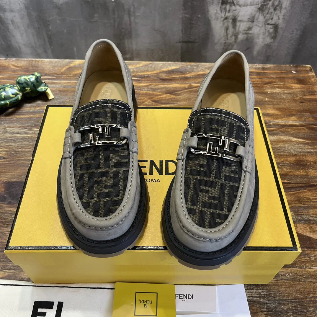 FENDI LOAFER