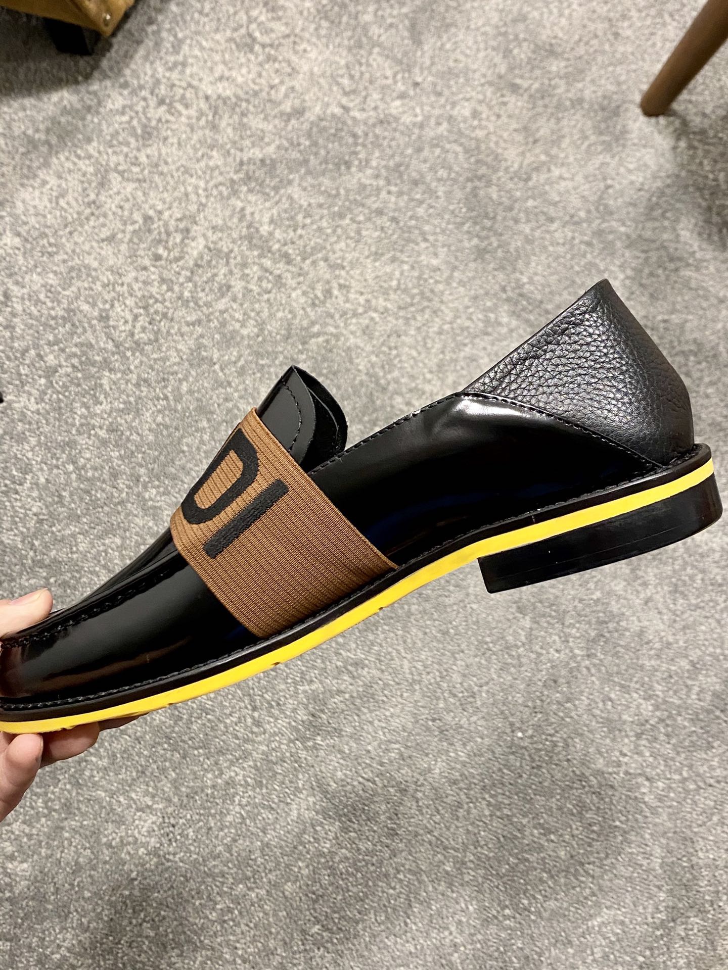 FENDI LOAFER