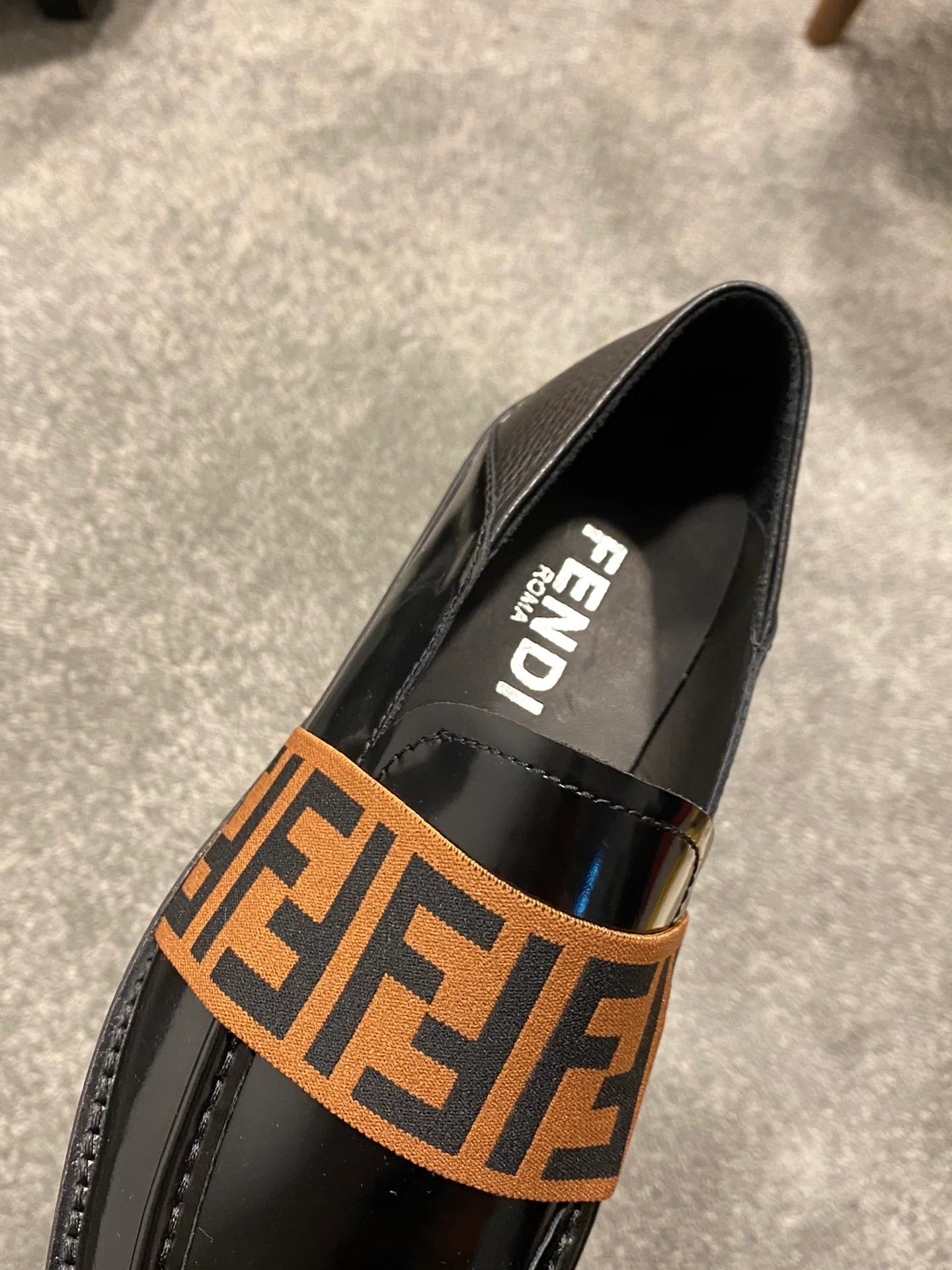 FENDI LOAFER
