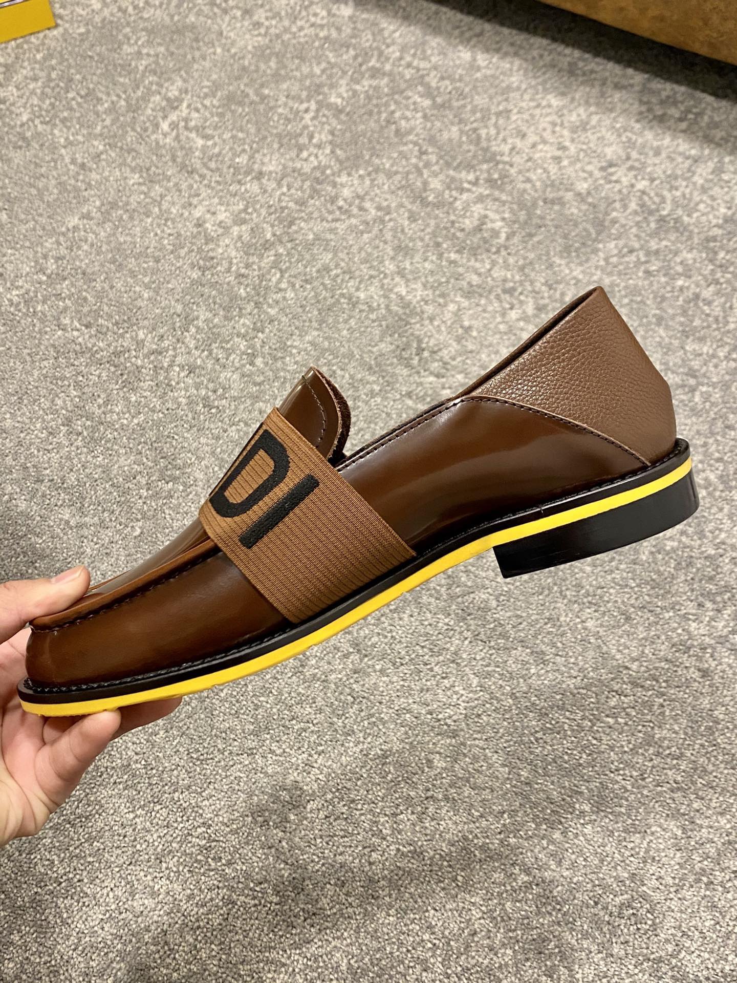 FENDI LOAFER