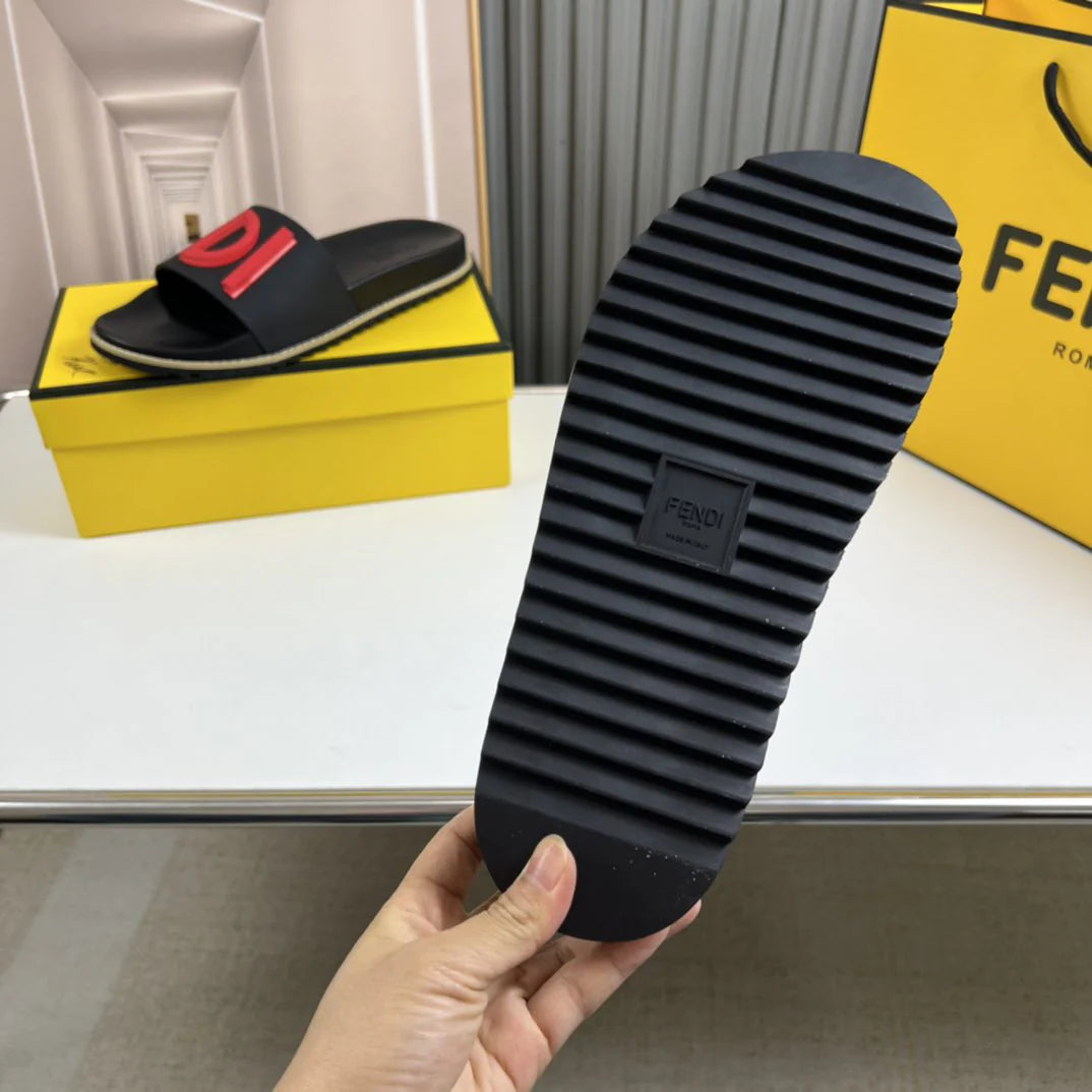 FENDI SANDAL