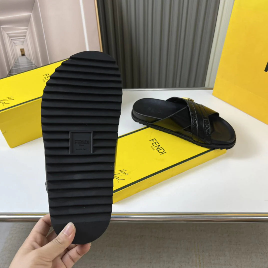 FENDI SANDAL