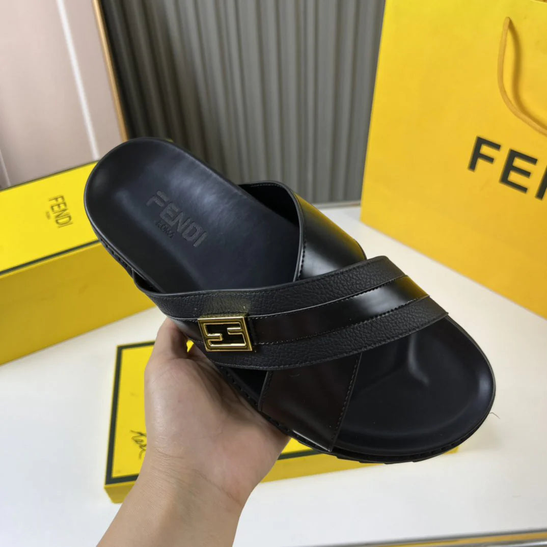 FENDI SANDAL