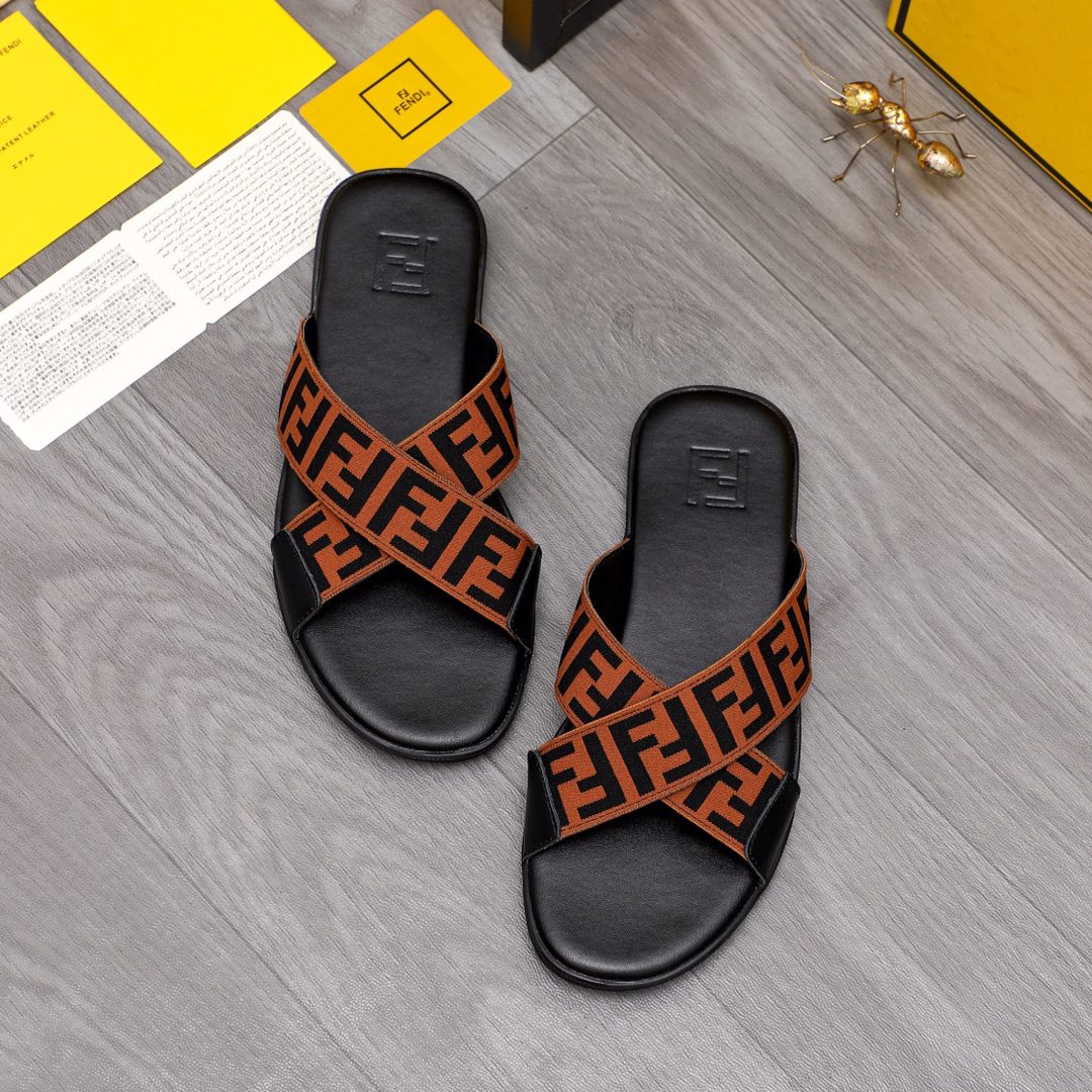 FENDI SANDAL