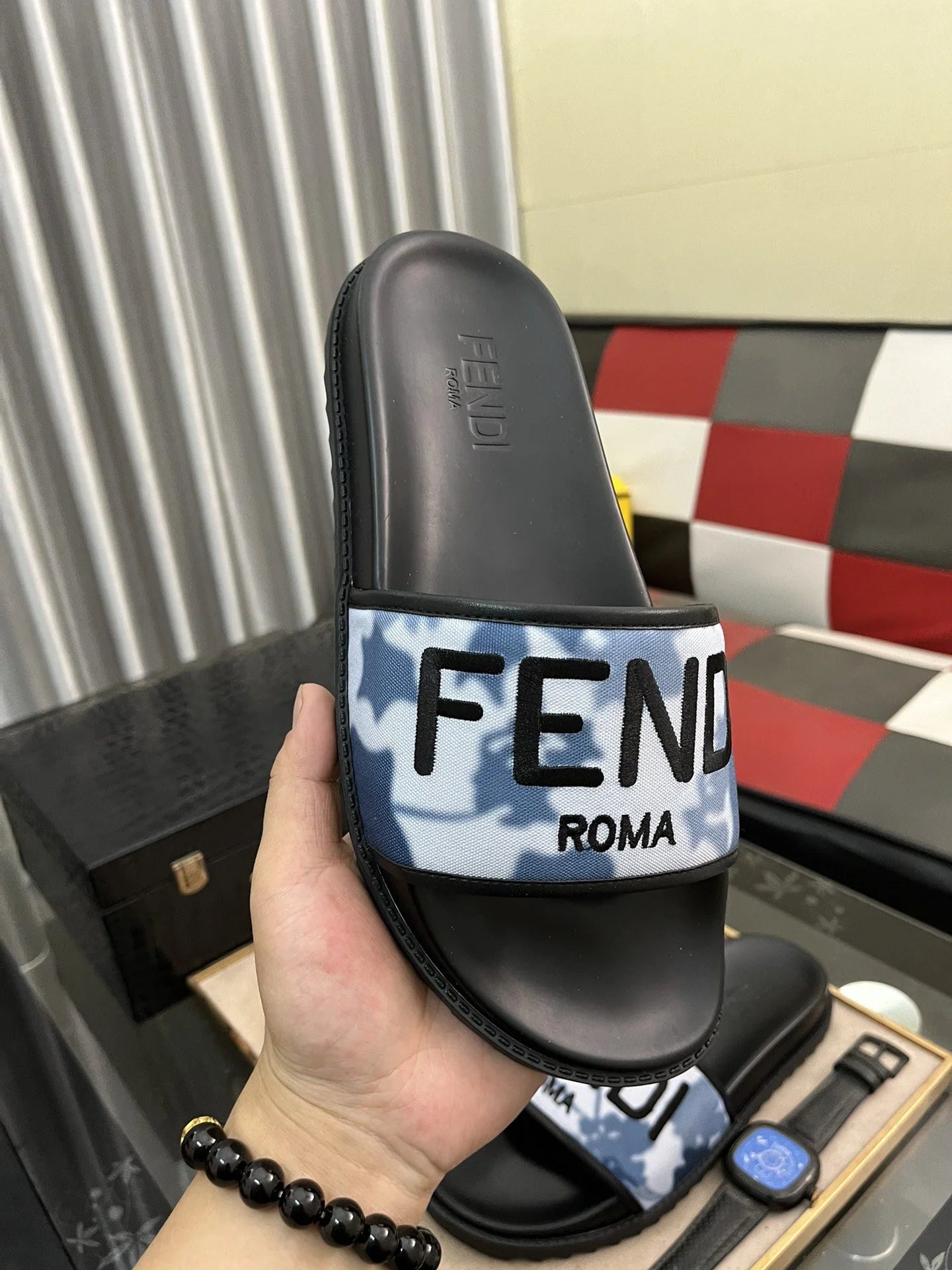 FENDI SANDAL