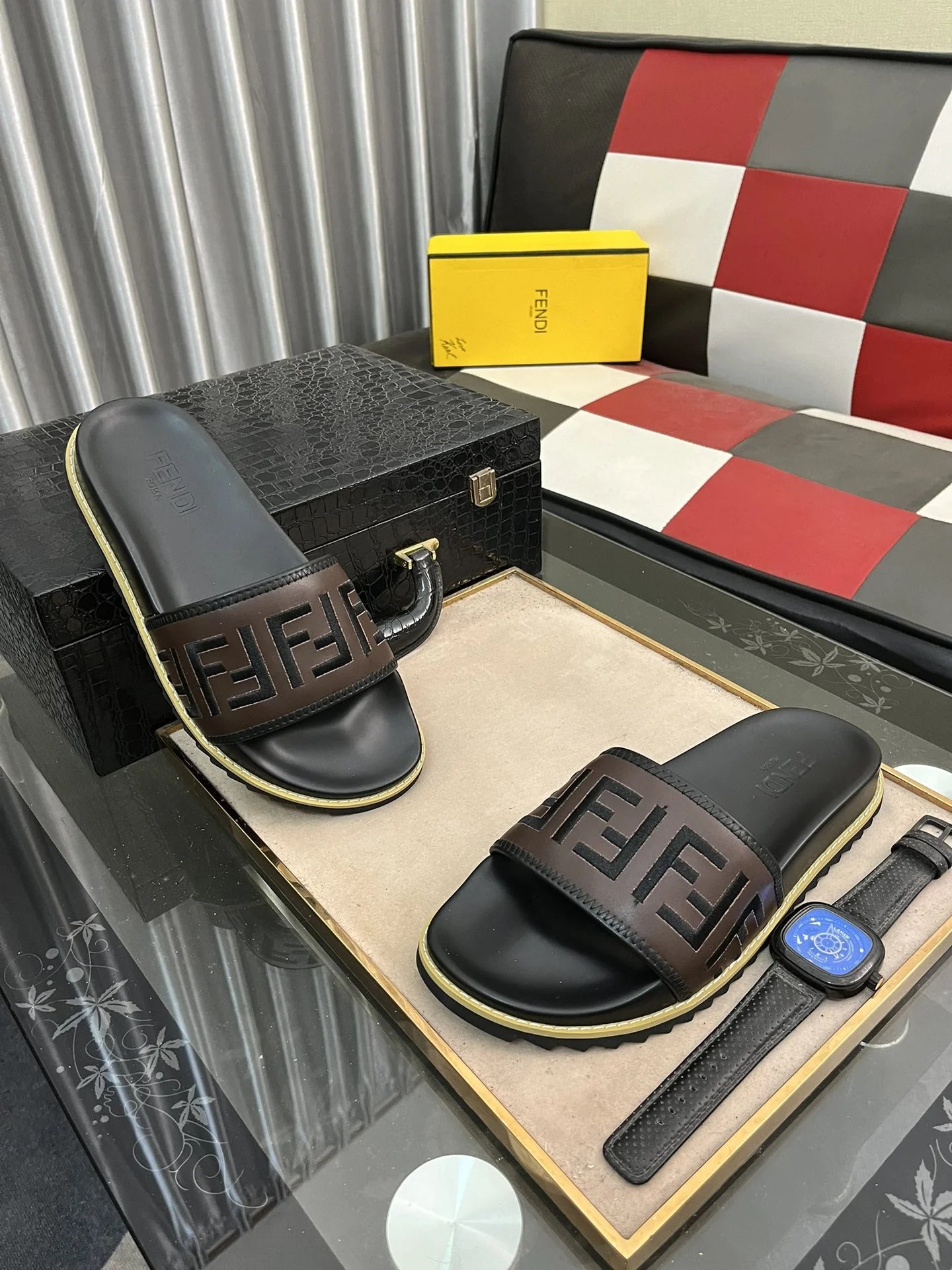 FENDI SANDAL