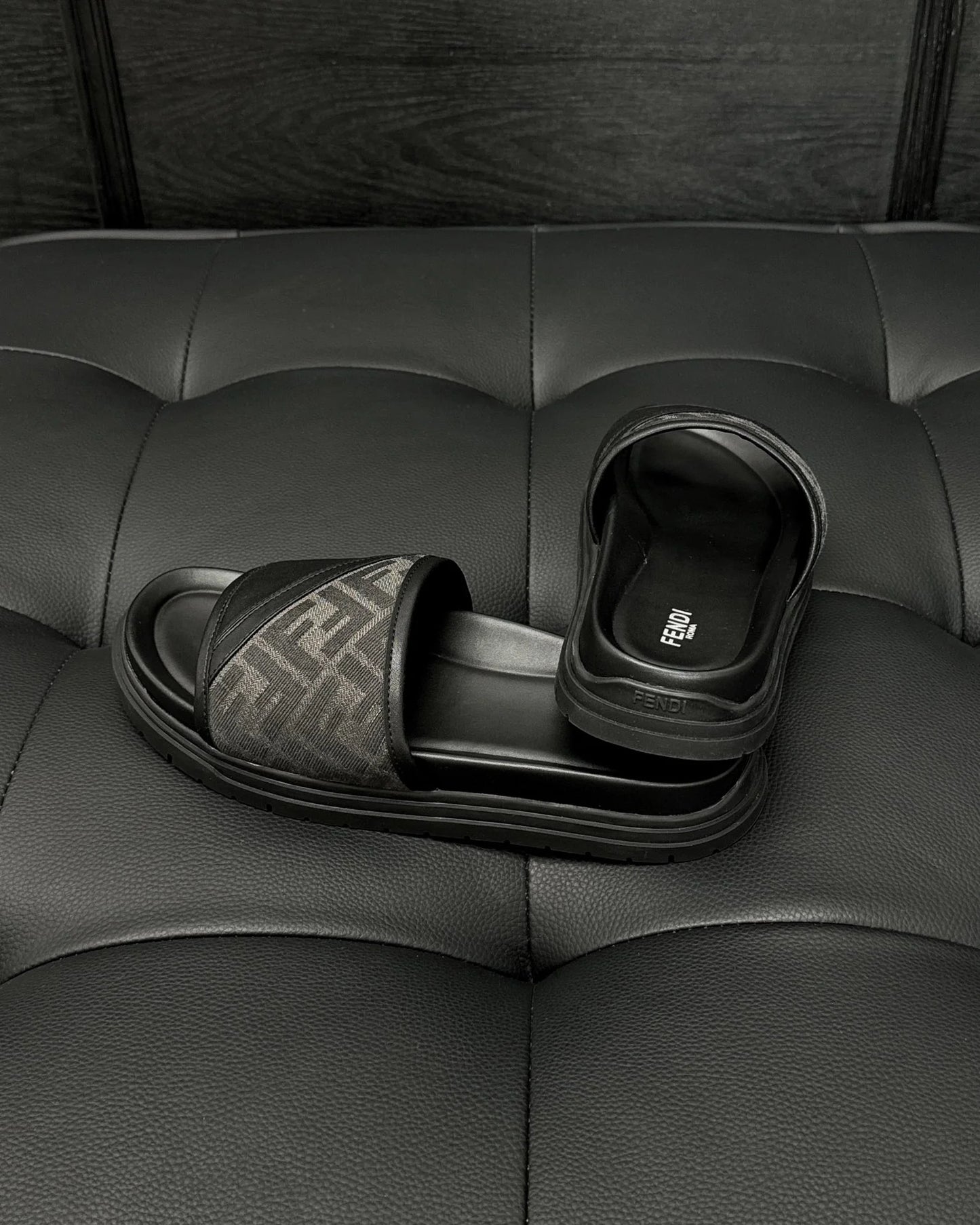FENDI SANDAL