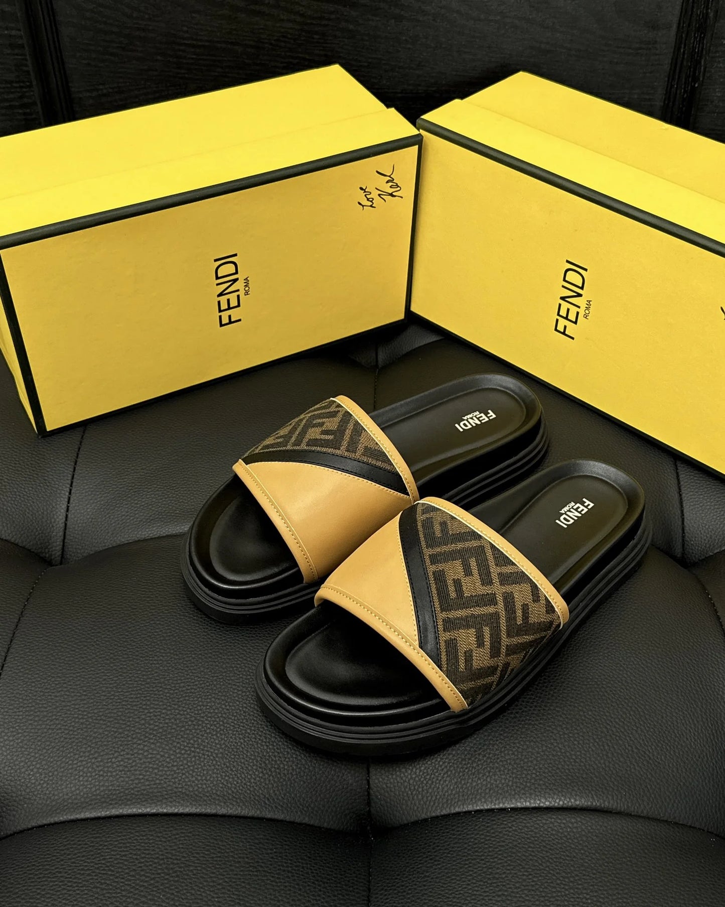 FENDI SANDAL