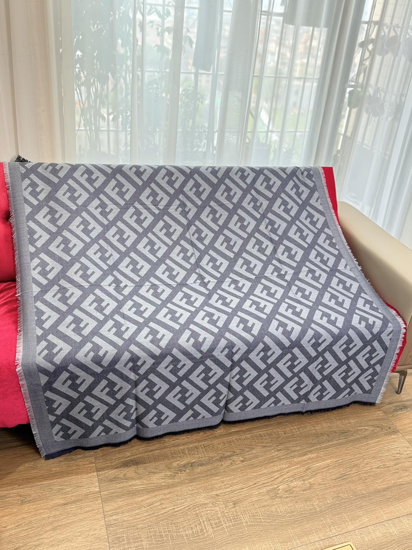 FENDI SCARF