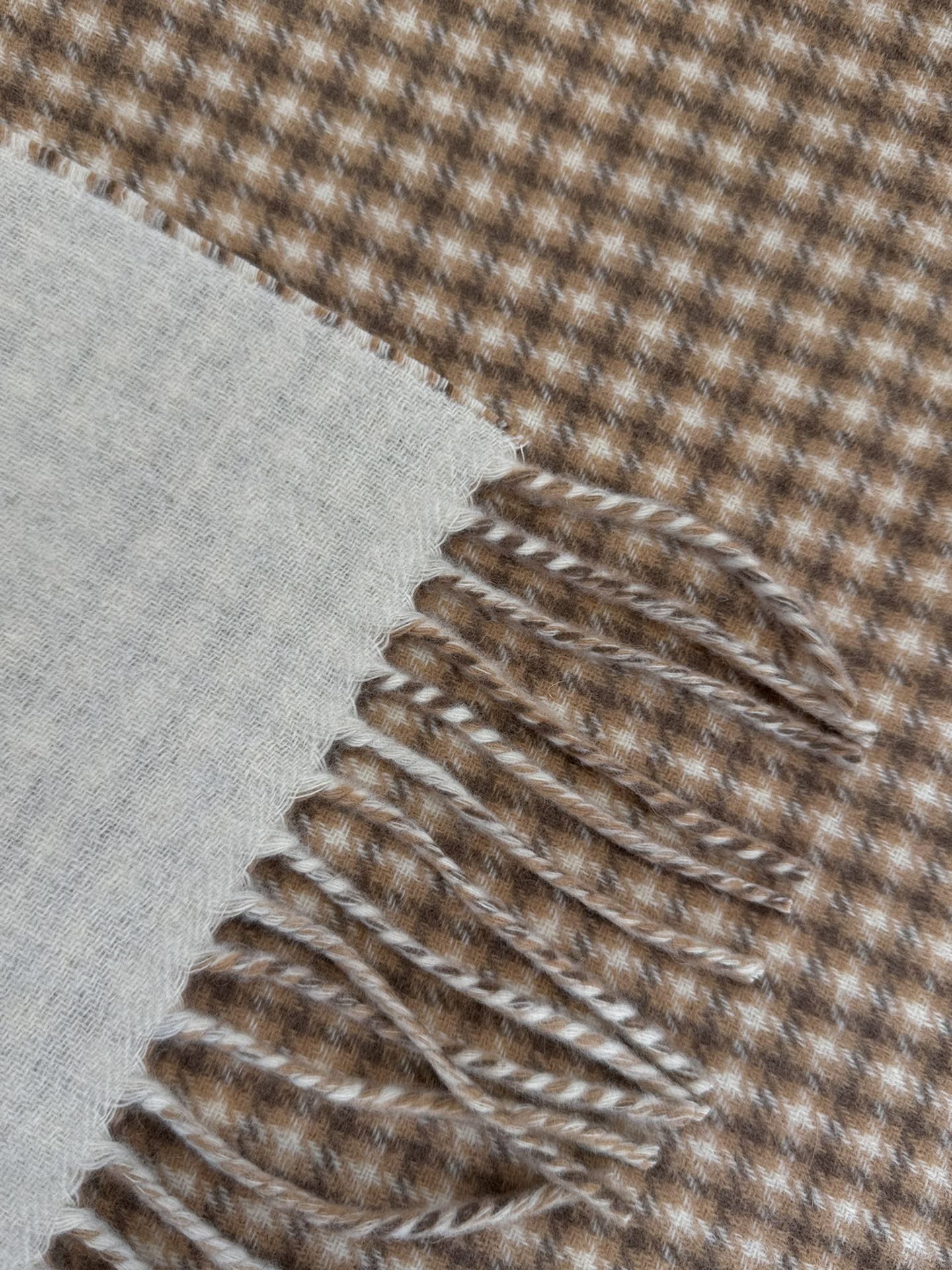FENDI SCARF