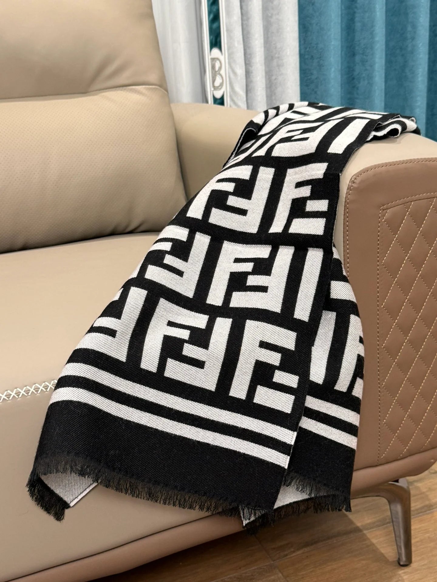 FENDI SCARF